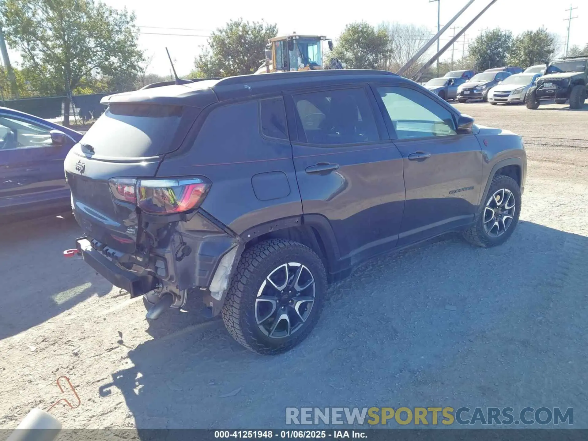 4 fotografías del automóvil dañado 3C4NJDDN4RT135384 JEEP COMPASS 2024