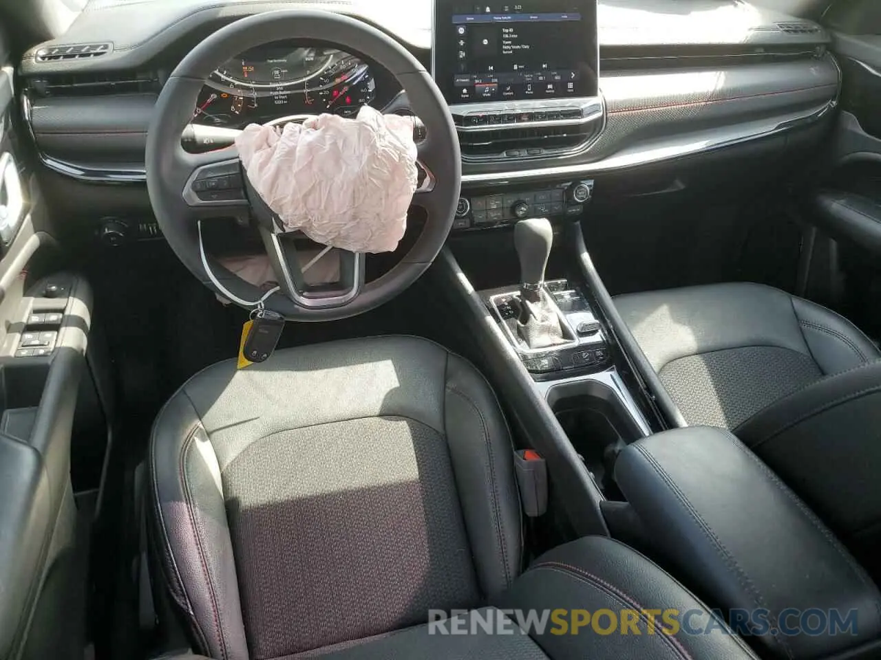 8 fotografías del automóvil dañado 3C4NJDDN5RT579213 JEEP COMPASS 2024