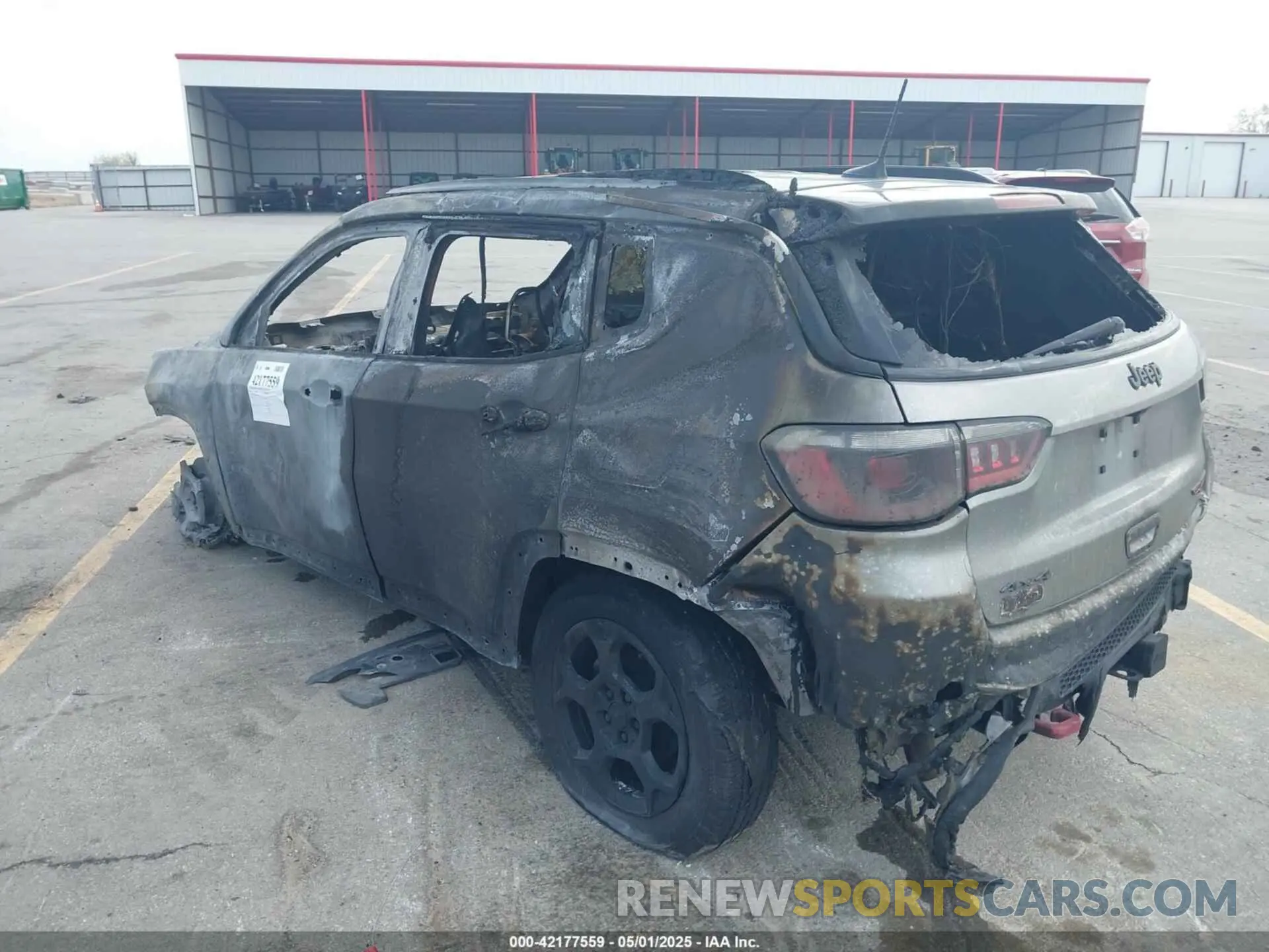 3 fotografías del automóvil dañado 3C4NJDDN5RT588722 JEEP COMPASS 2024