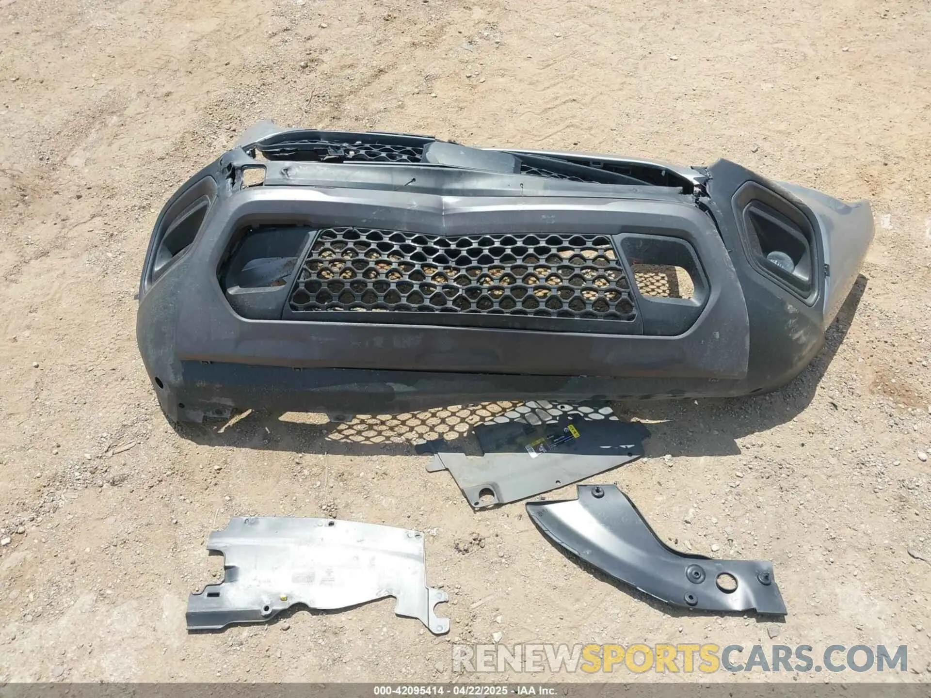 12 fotografías del automóvil dañado 3C4NJDDN8RT596877 JEEP COMPASS 2024