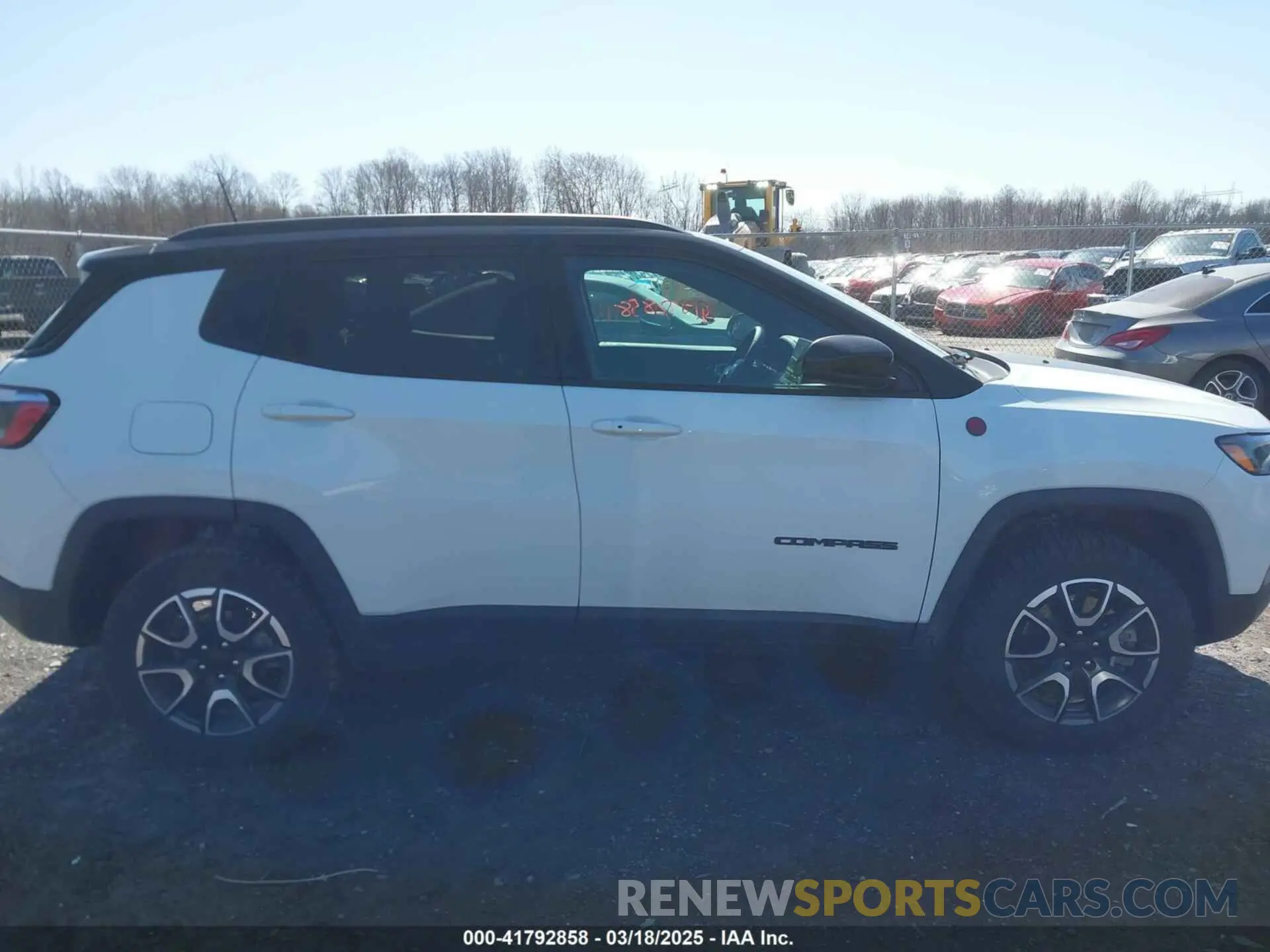 13 fotografías del automóvil dañado 3C4NJDDN9RT140998 JEEP COMPASS 2024