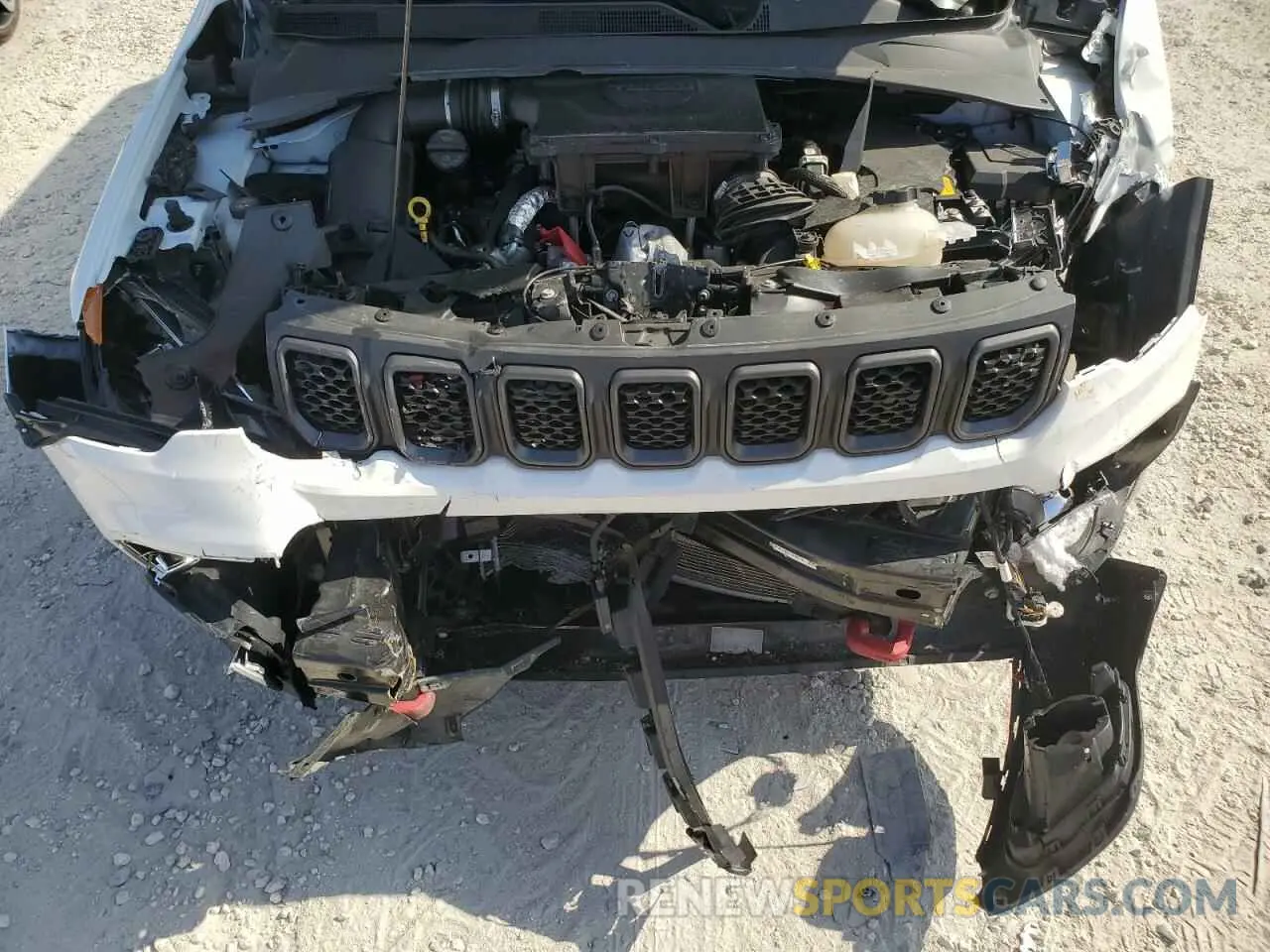 12 fotografías del automóvil dañado 3C4NJDDN9RT596516 JEEP COMPASS 2024