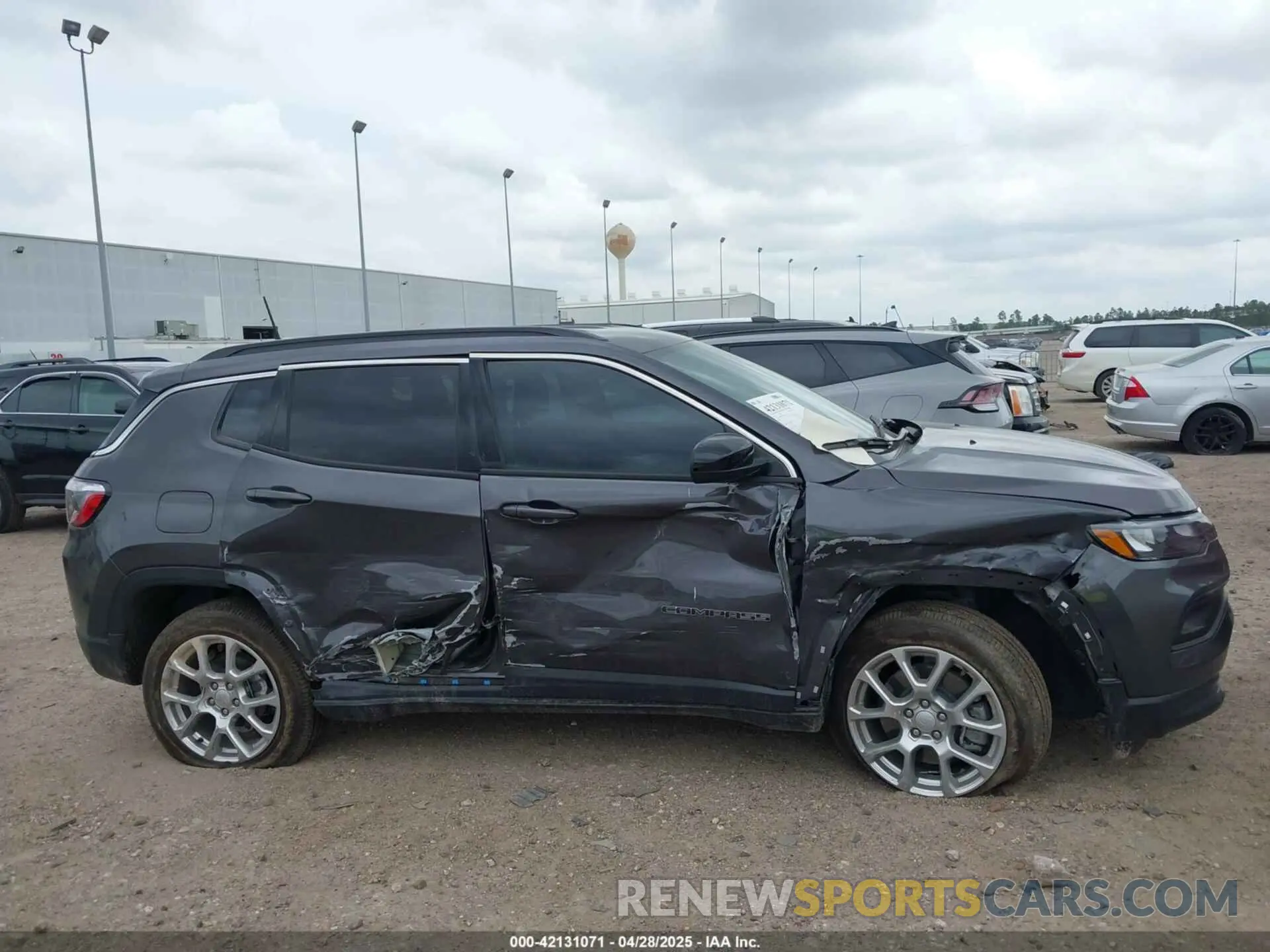 13 fotografías del automóvil dañado 3C4NJDFN0RT164250 JEEP COMPASS 2024
