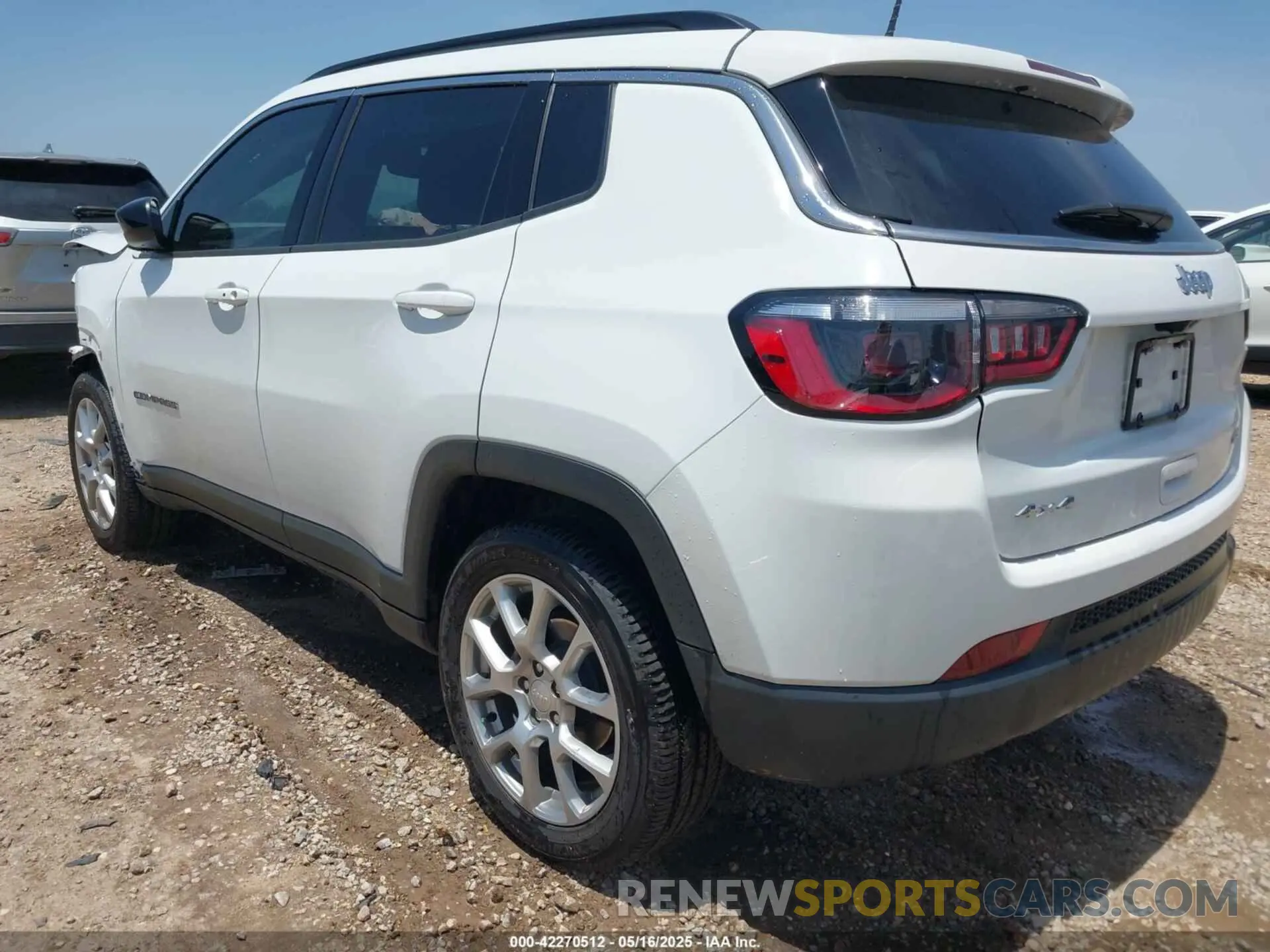 3 fotografías del automóvil dañado 3C4NJDFN5RT132085 JEEP COMPASS 2024