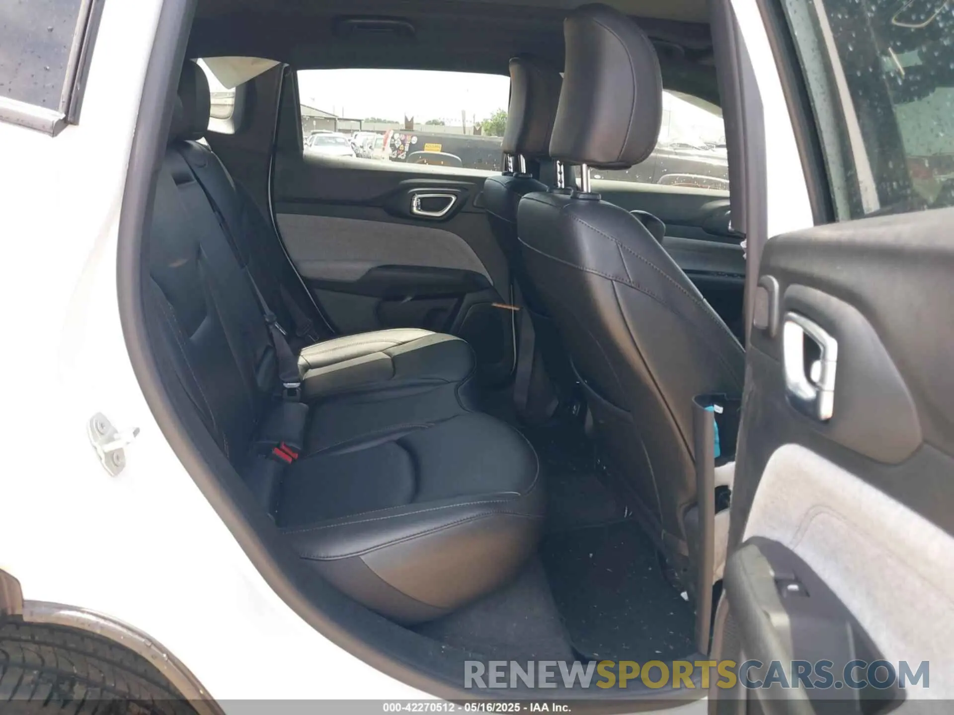 8 fotografías del automóvil dañado 3C4NJDFN5RT132085 JEEP COMPASS 2024