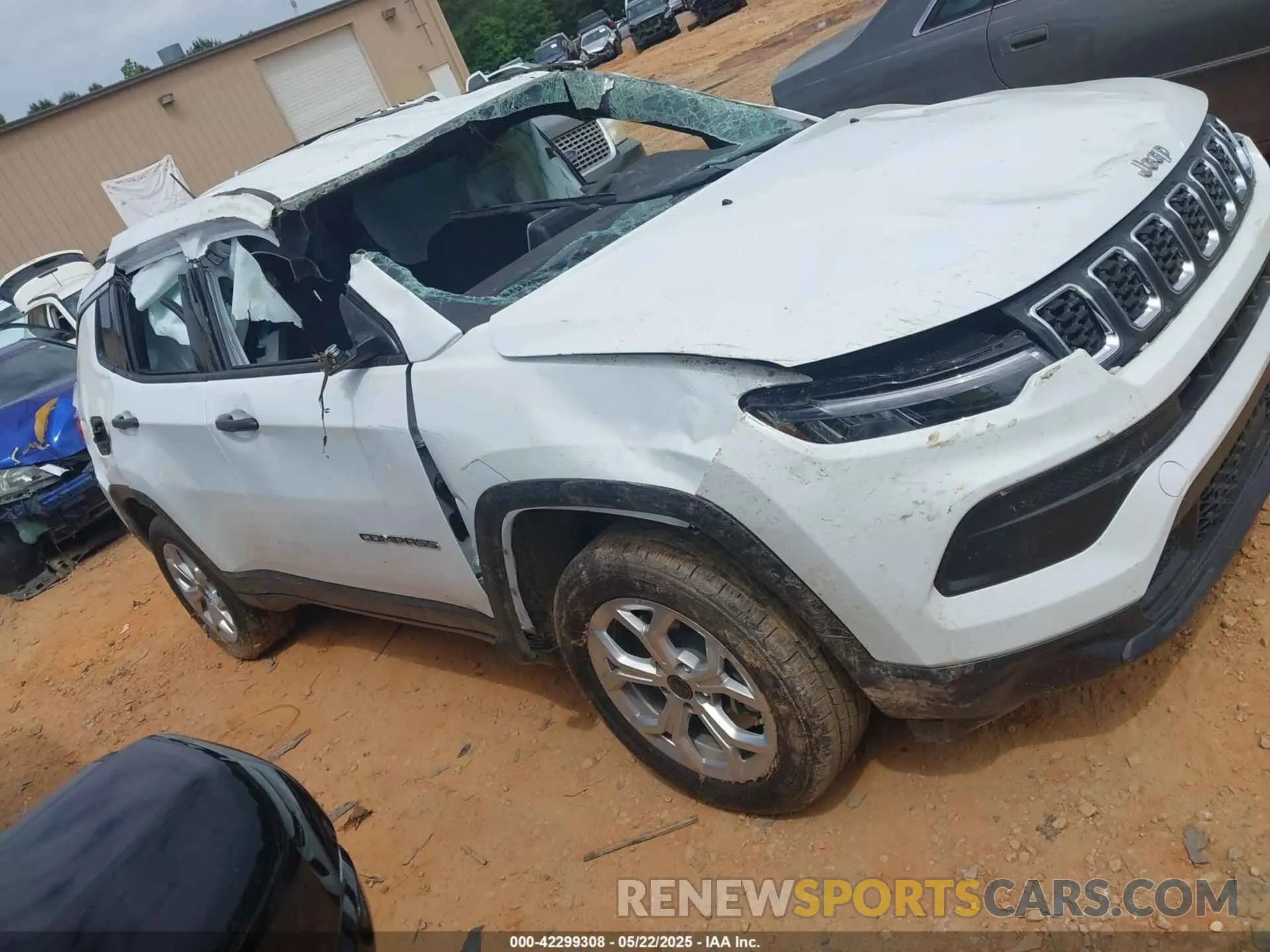 13 fotografías del automóvil dañado 3C4NJDAN1ST427522 JEEP COMPASS 2025