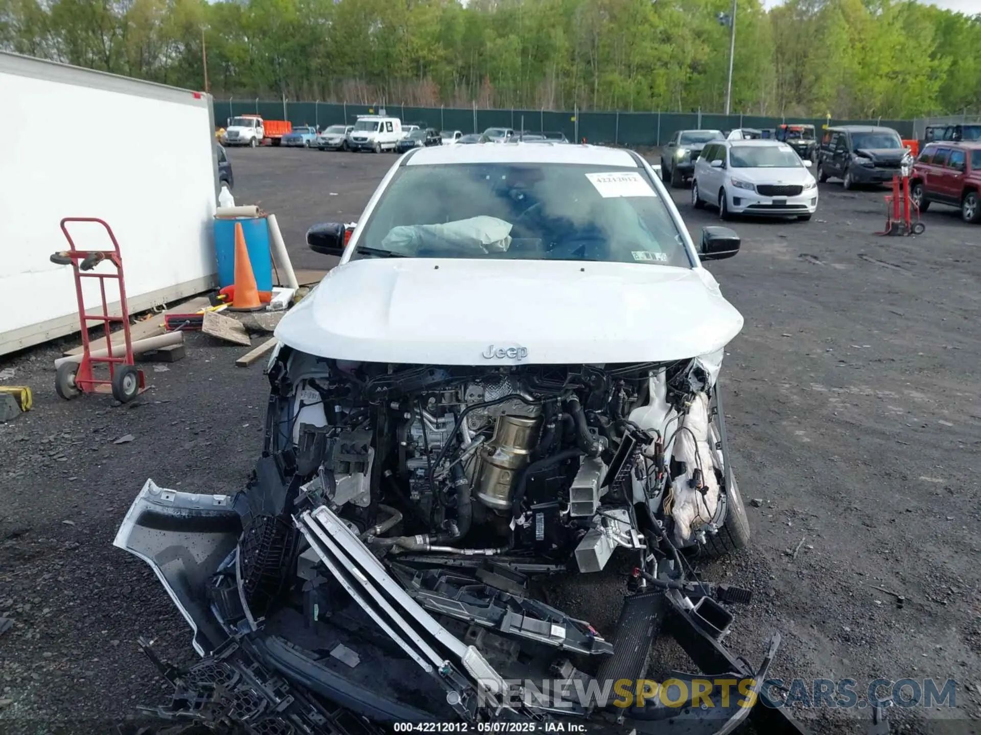 12 fotografías del automóvil dañado 3C4NJDAN2ST517777 JEEP COMPASS 2025
