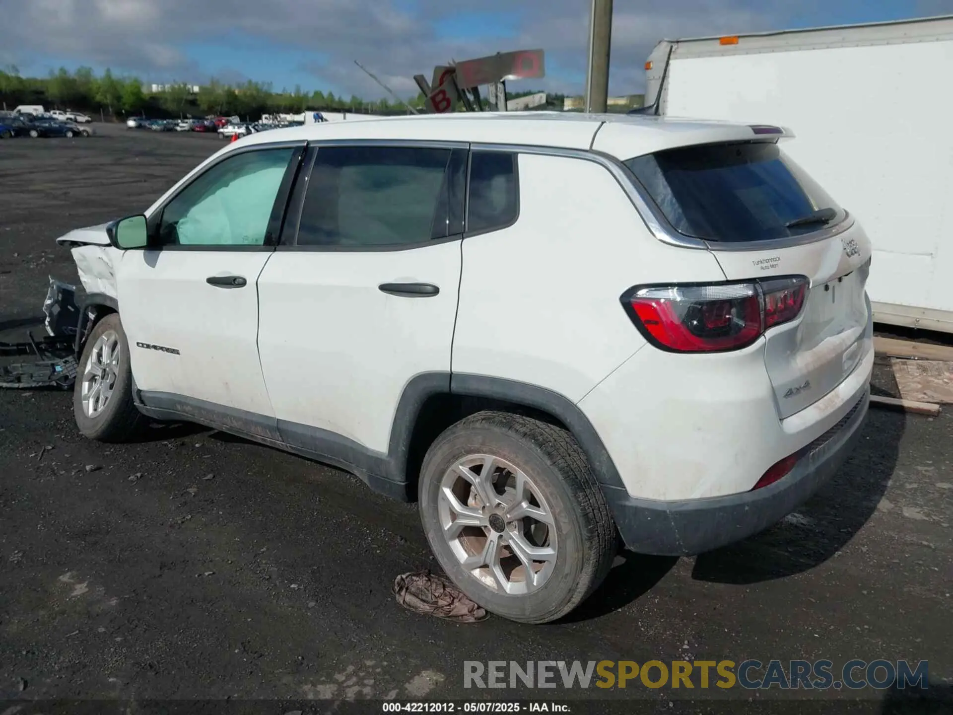 3 fotografías del automóvil dañado 3C4NJDAN2ST517777 JEEP COMPASS 2025