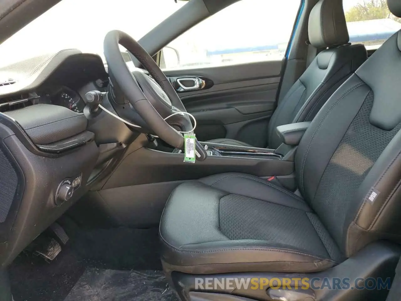 7 fotografías del automóvil dañado 3C4NJDBN3ST539351 JEEP COMPASS 2025