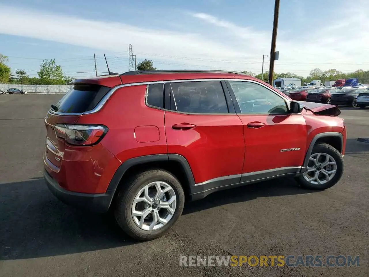 3 fotografías del automóvil dañado 3C4NJDBN4ST569877 JEEP COMPASS 2025