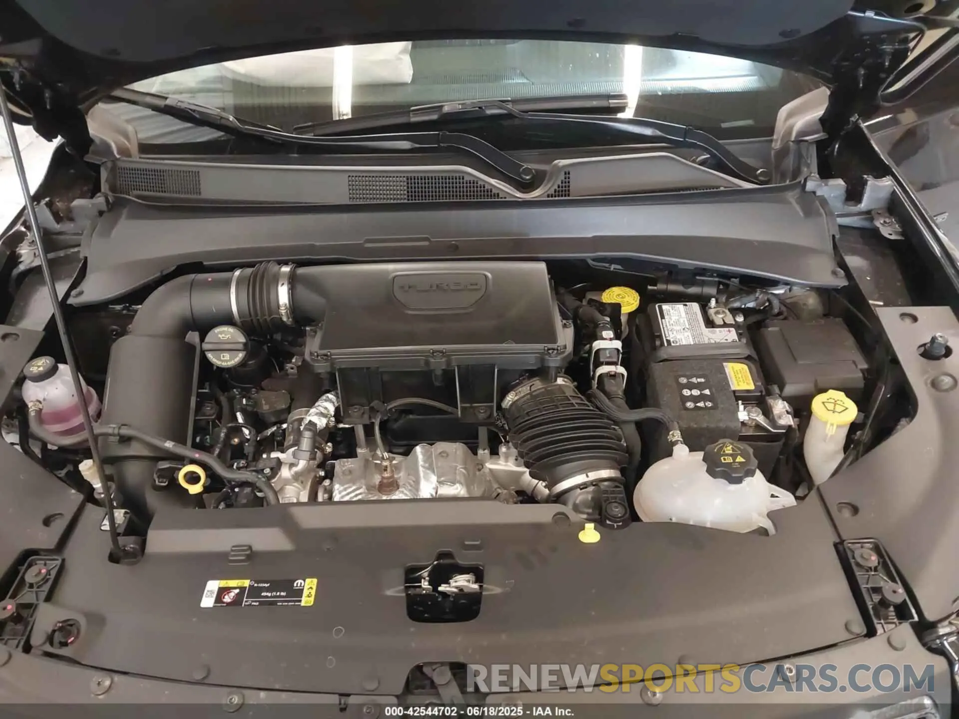 10 fotografías del automóvil dañado 3C4NJDBN5ST570777 JEEP COMPASS 2025