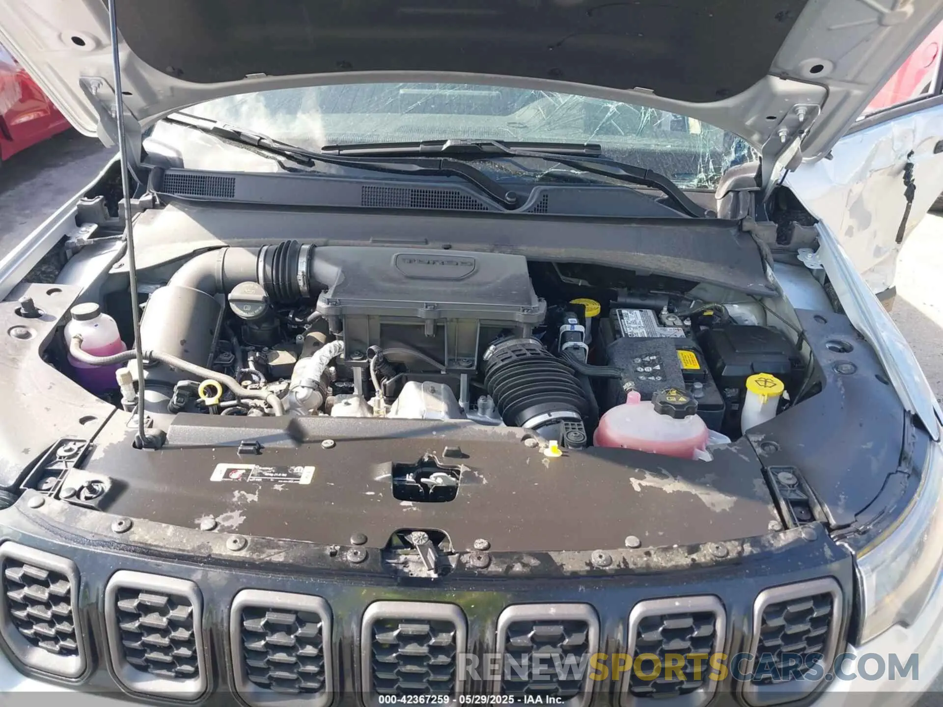 10 fotografías del automóvil dañado 3C4NJDBN8ST541659 JEEP COMPASS 2025