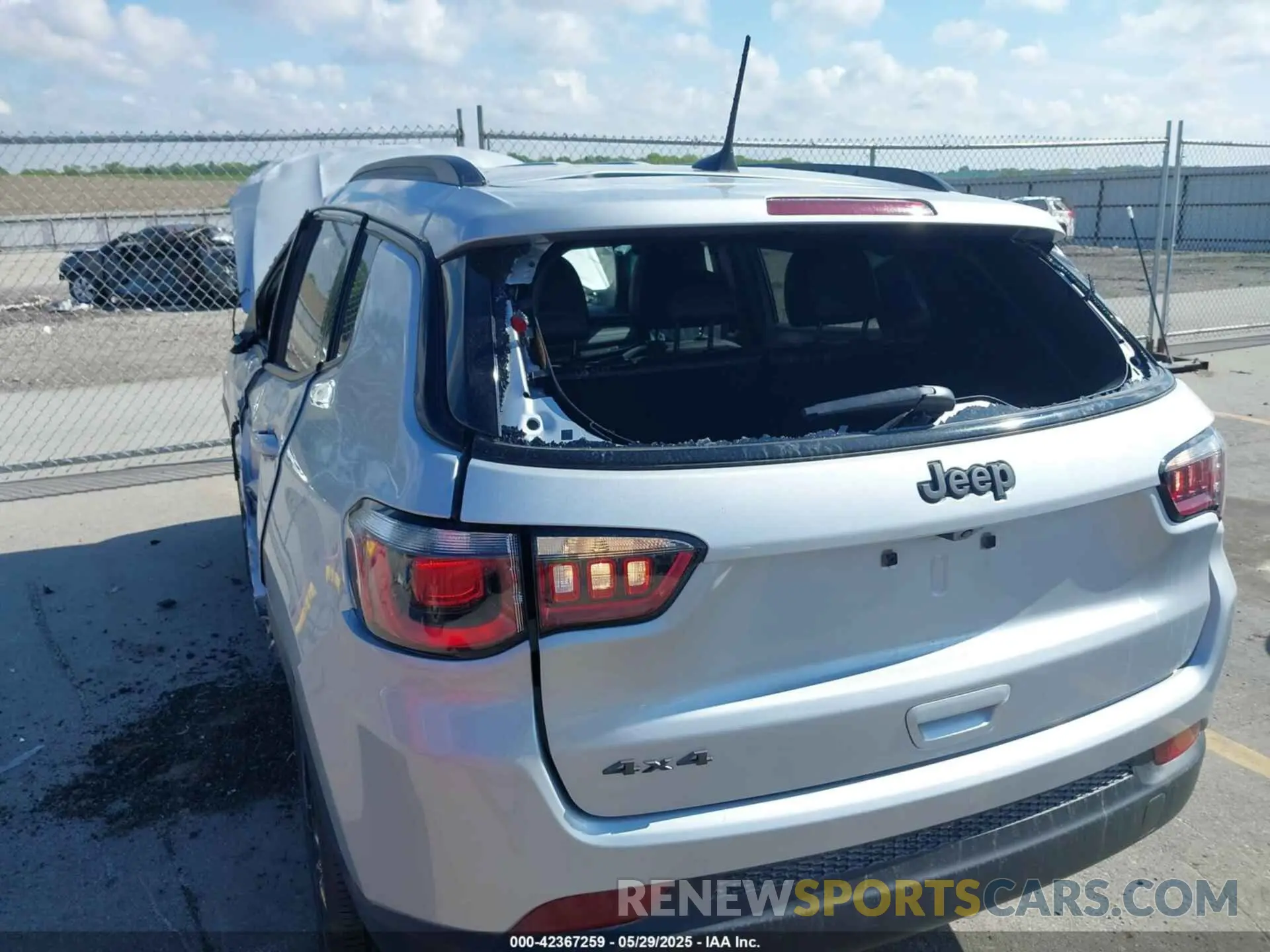 6 fotografías del automóvil dañado 3C4NJDBN8ST541659 JEEP COMPASS 2025