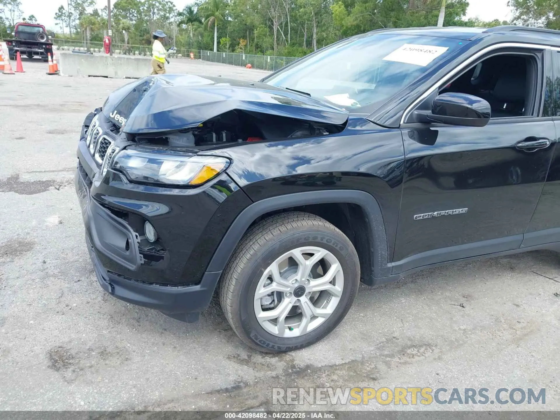 6 fotografías del automóvil dañado 3C4NJDBN9ST569440 JEEP COMPASS 2025