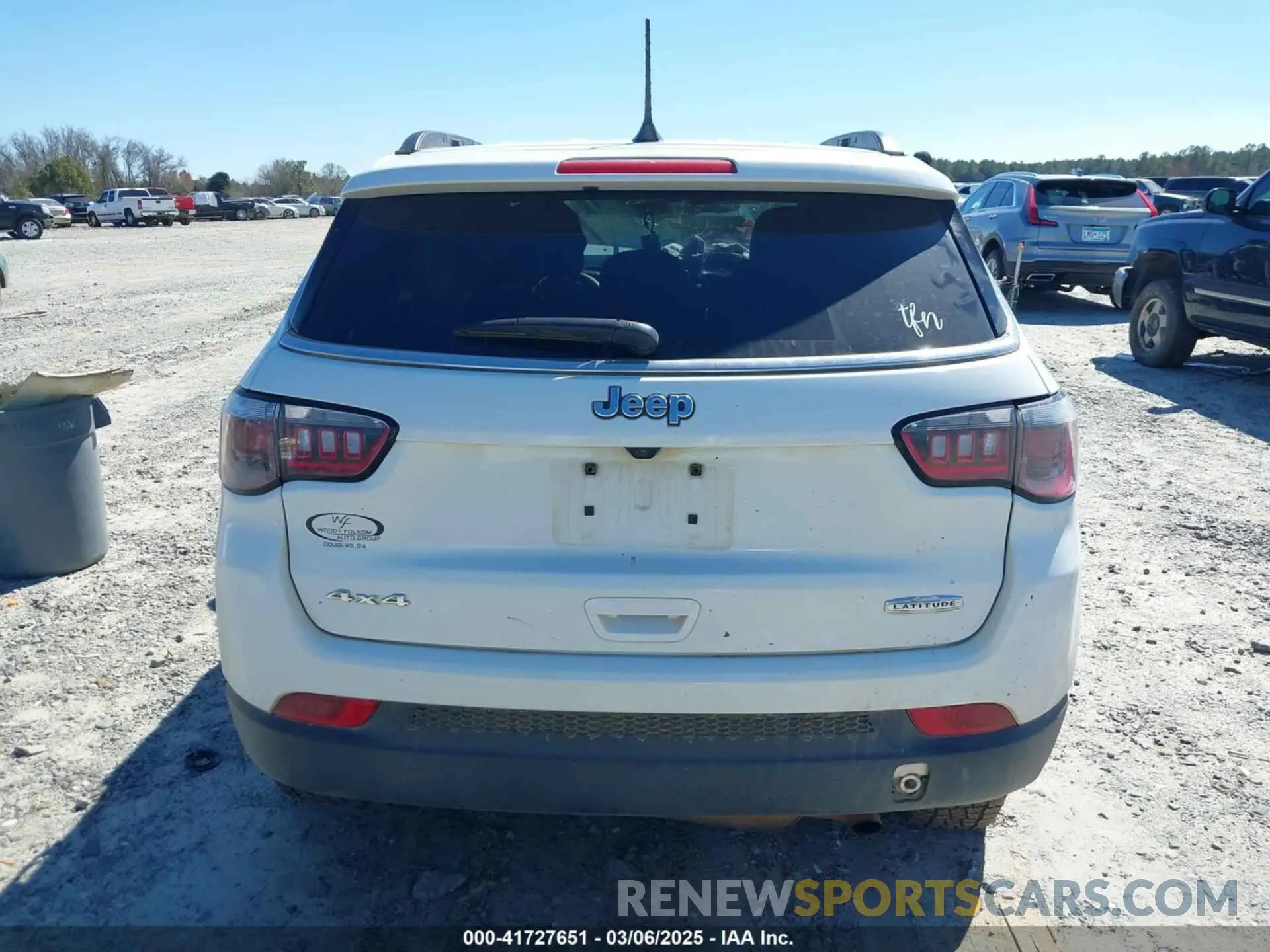 15 fotografías del automóvil dañado 3C4NJDBNXST520974 JEEP COMPASS 2025