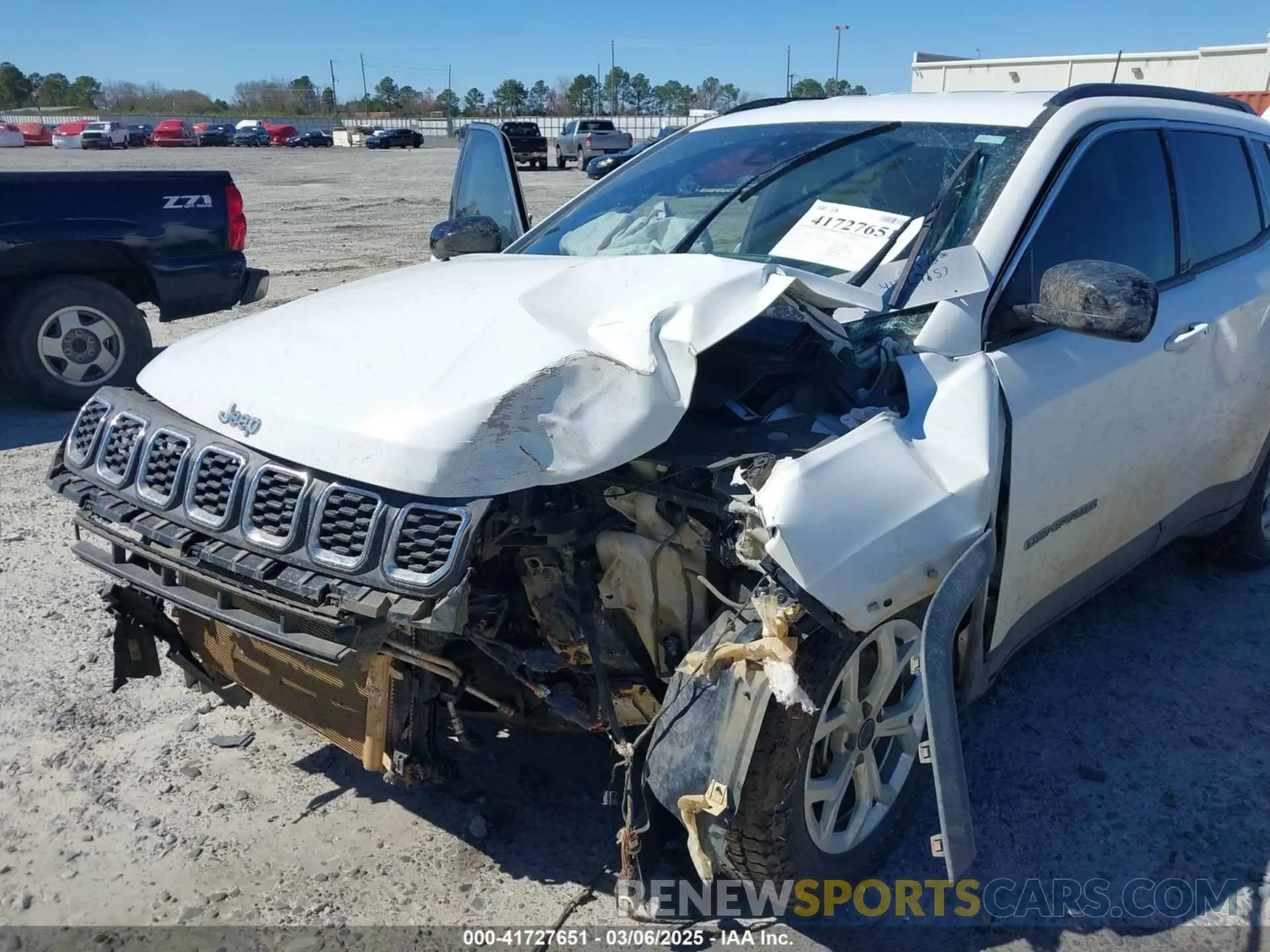 6 fotografías del automóvil dañado 3C4NJDBNXST520974 JEEP COMPASS 2025