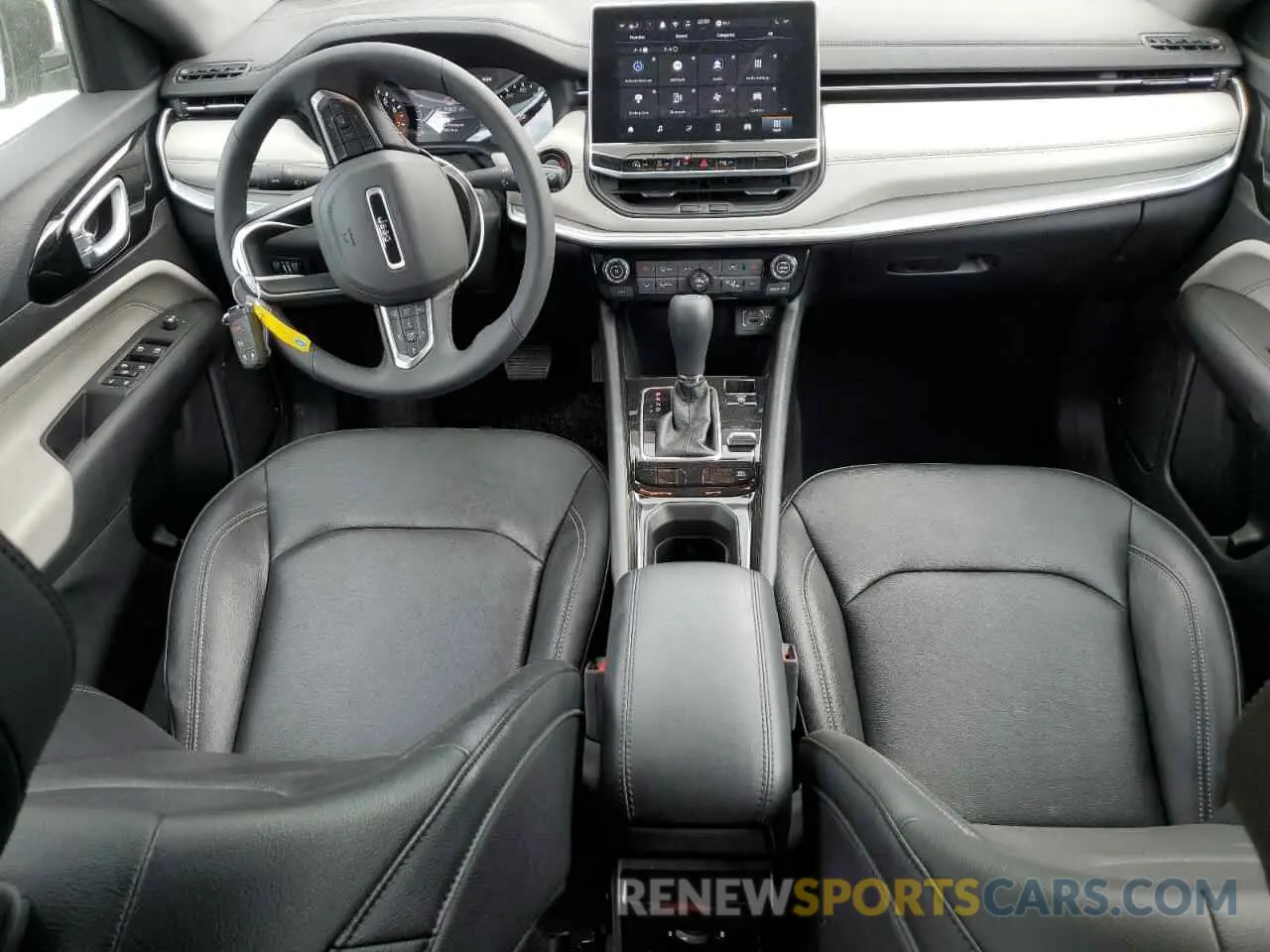 8 fotografías del automóvil dañado 3C4NJDCN0ST512896 JEEP COMPASS 2025