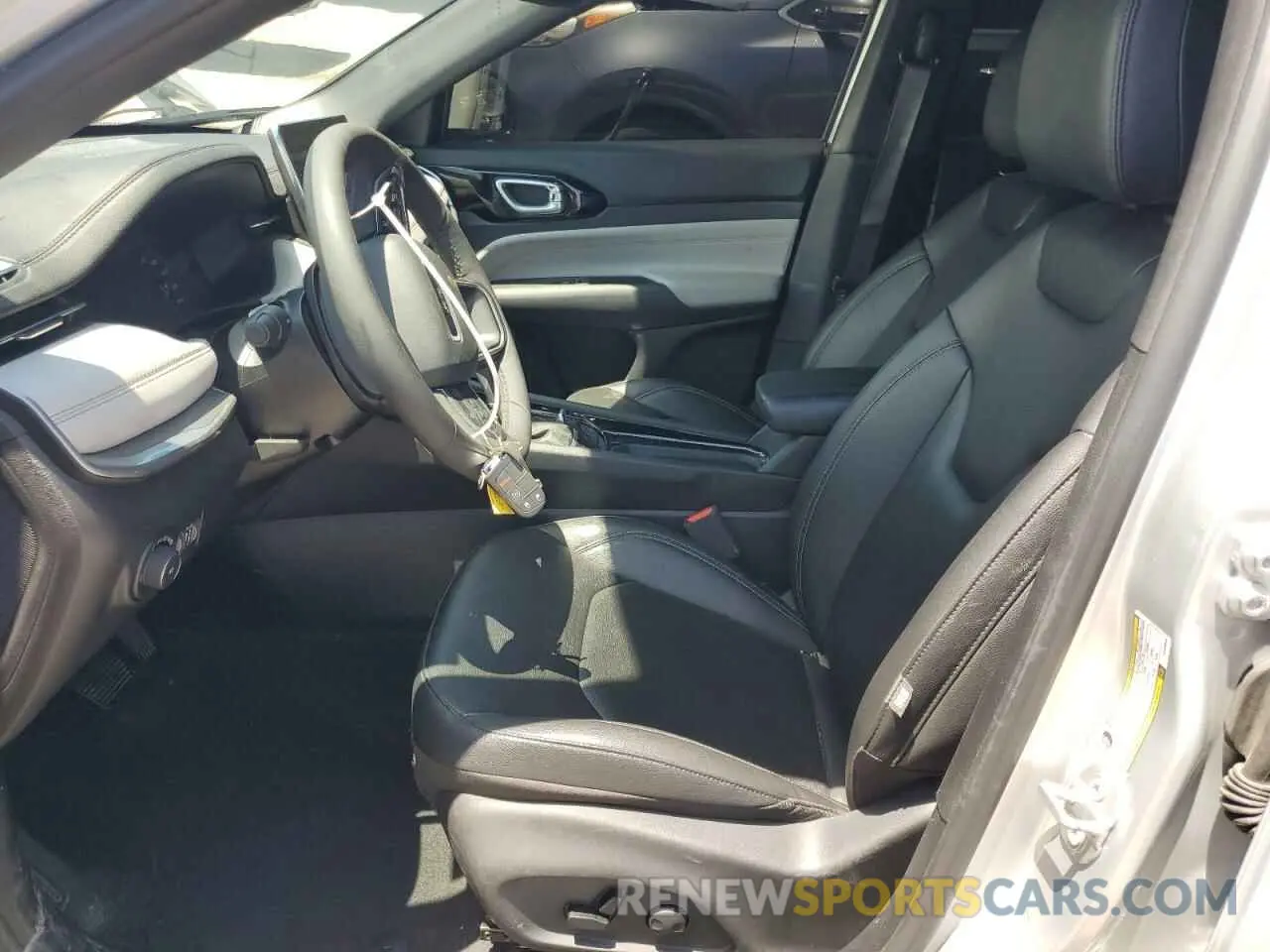 7 fotografías del automóvil dañado 3C4NJDCN2ST509949 JEEP COMPASS 2025