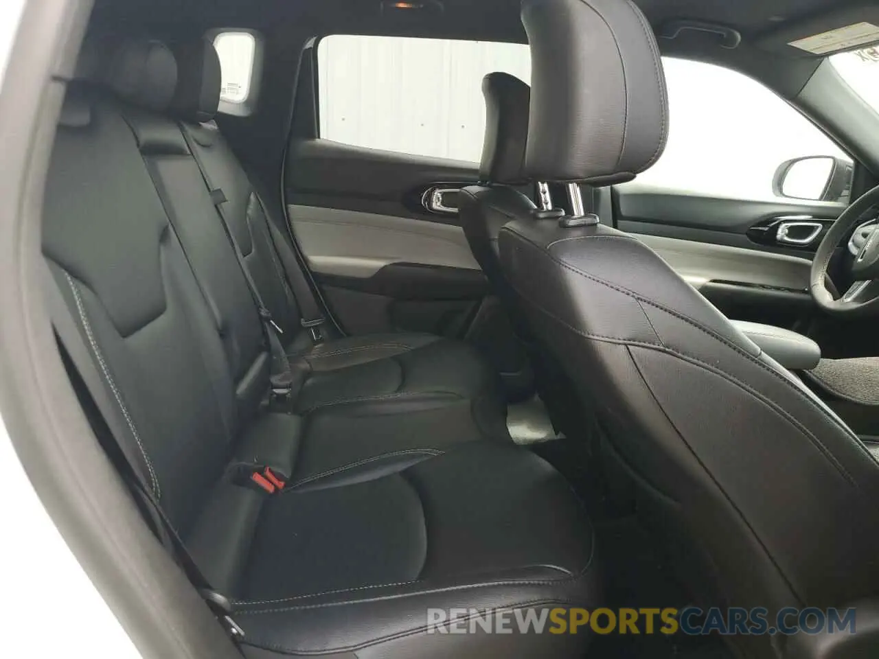 11 fotografías del automóvil dañado 3C4NJDCN4ST511850 JEEP COMPASS 2025