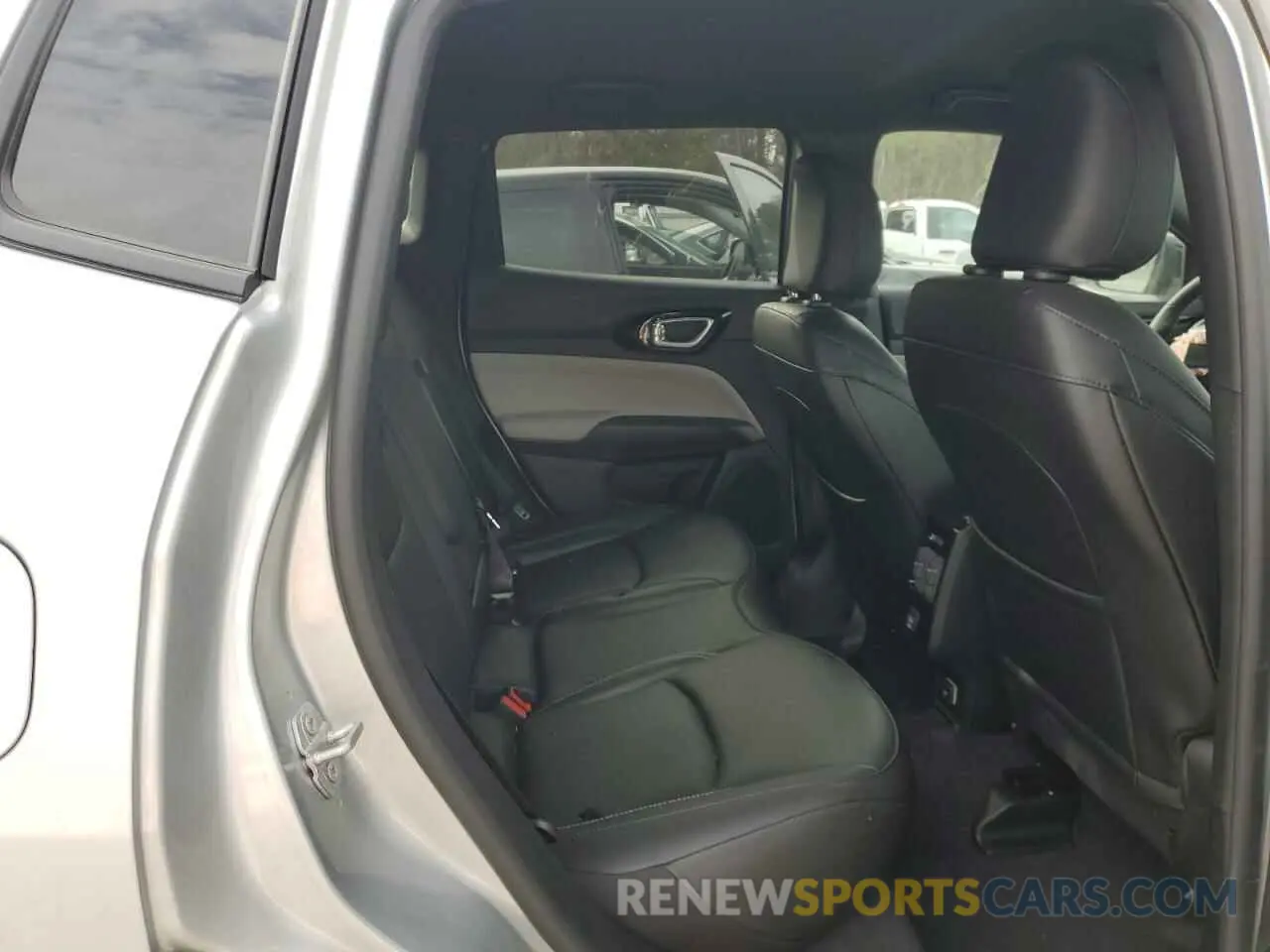 11 fotografías del automóvil dañado 3C4NJDCN5ST518158 JEEP COMPASS 2025