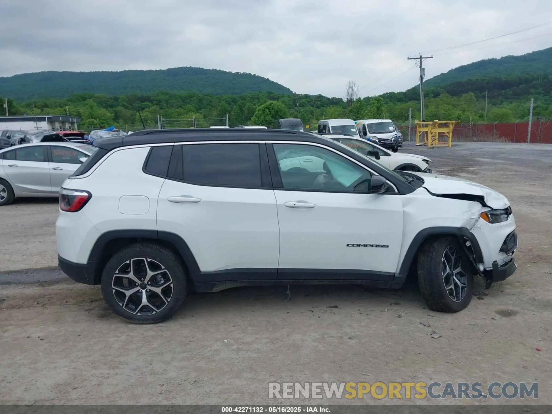 13 fotografías del automóvil dañado 3C4NJDCN6ST531680 JEEP COMPASS 2025