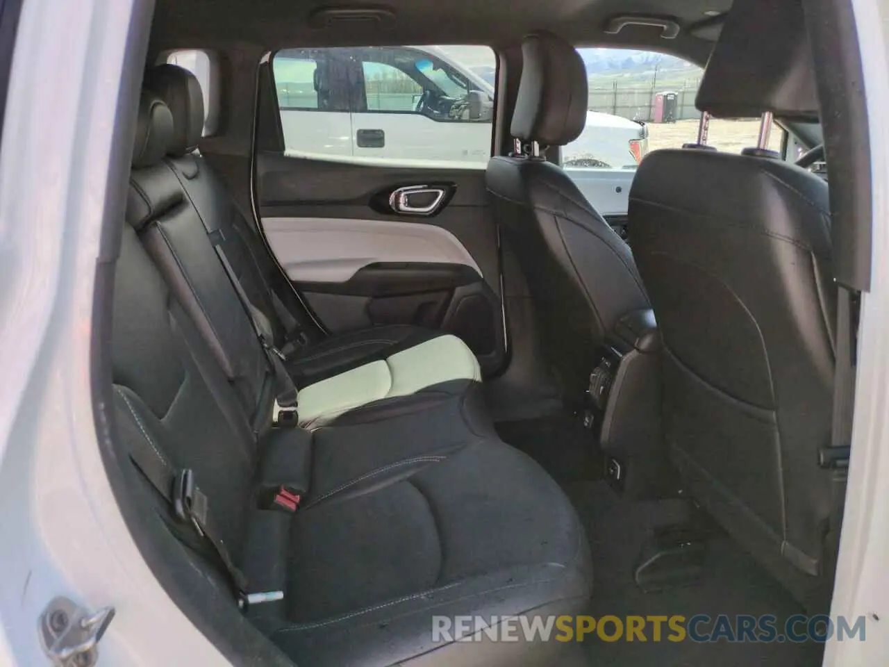 11 fotografías del automóvil dañado 3C4NJDCN6ST565411 JEEP COMPASS 2025