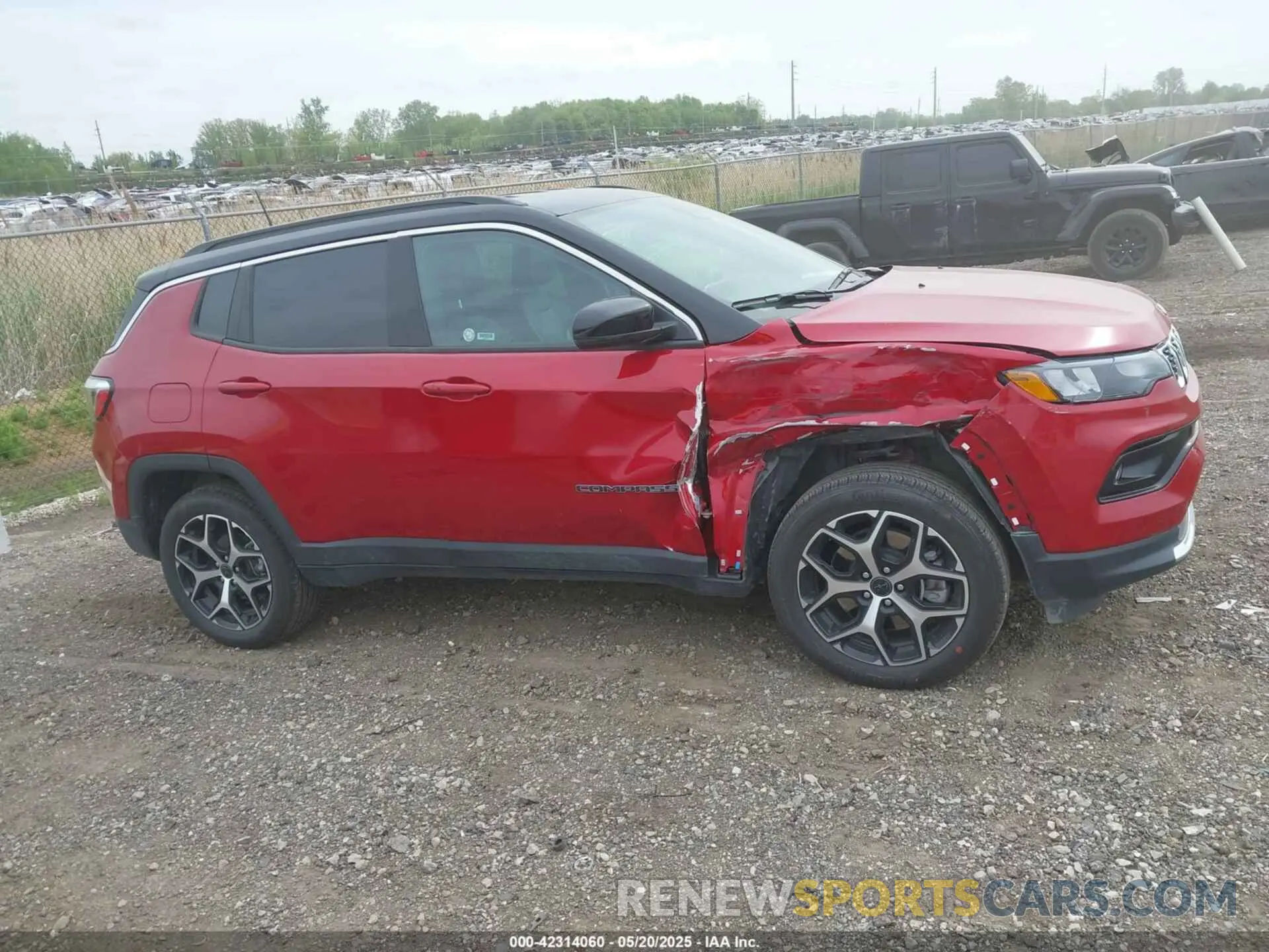 13 fotografías del automóvil dañado 3C4NJDCN7ST545247 JEEP COMPASS 2025