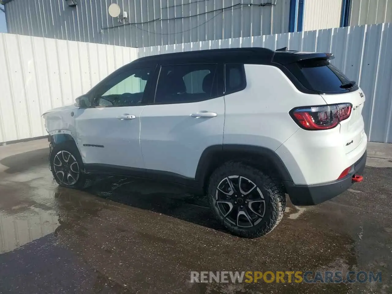 2 fotografías del automóvil dañado 3C4NJDDN0ST532435 JEEP COMPASS 2025