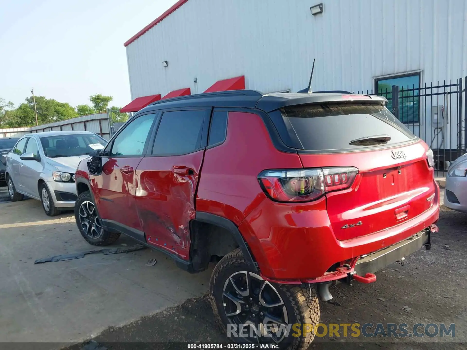 15 fotografías del automóvil dañado 3C4NJDDN0ST551132 JEEP COMPASS 2025