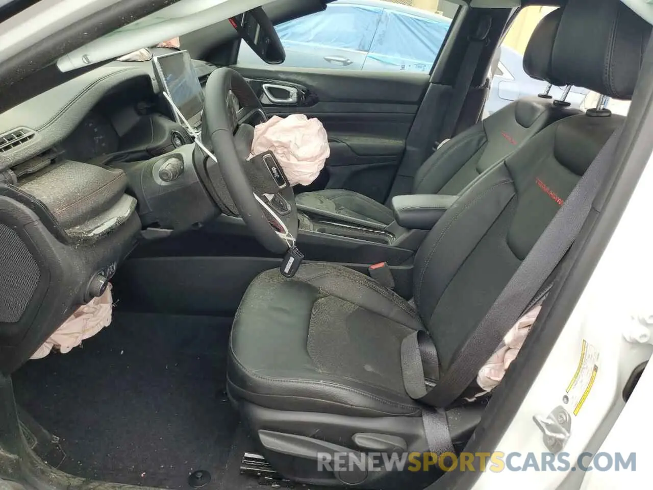 7 fotografías del automóvil dañado 3C4NJDDN3ST557023 JEEP COMPASS 2025