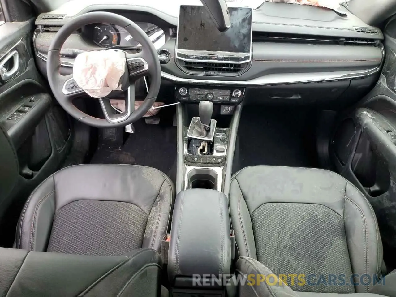 8 fotografías del automóvil dañado 3C4NJDDN3ST557023 JEEP COMPASS 2025