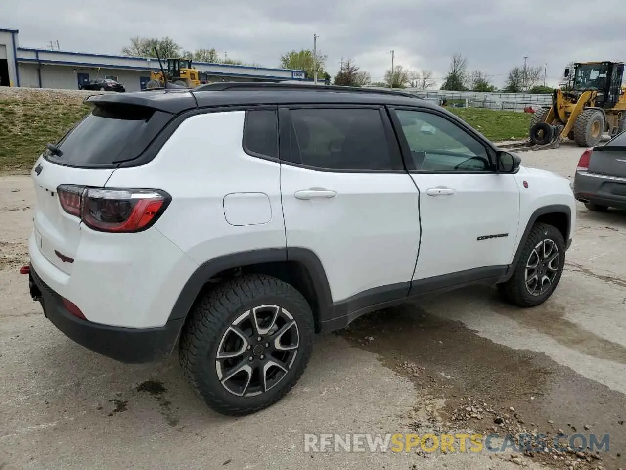 3 fotografías del automóvil dañado 3C4NJDDN5ST523245 JEEP COMPASS 2025