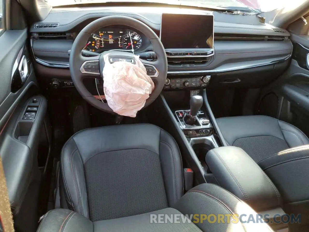 8 fotografías del automóvil dañado 3C4NJDDN9ST519070 JEEP COMPASS 2025