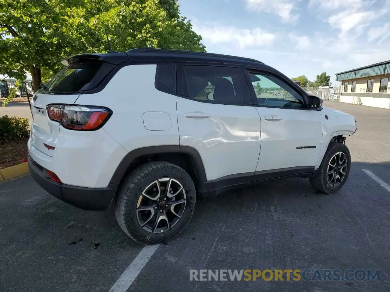 3 fotografías del automóvil dañado 3C4NJDDNXST519157 JEEP COMPASS 2025