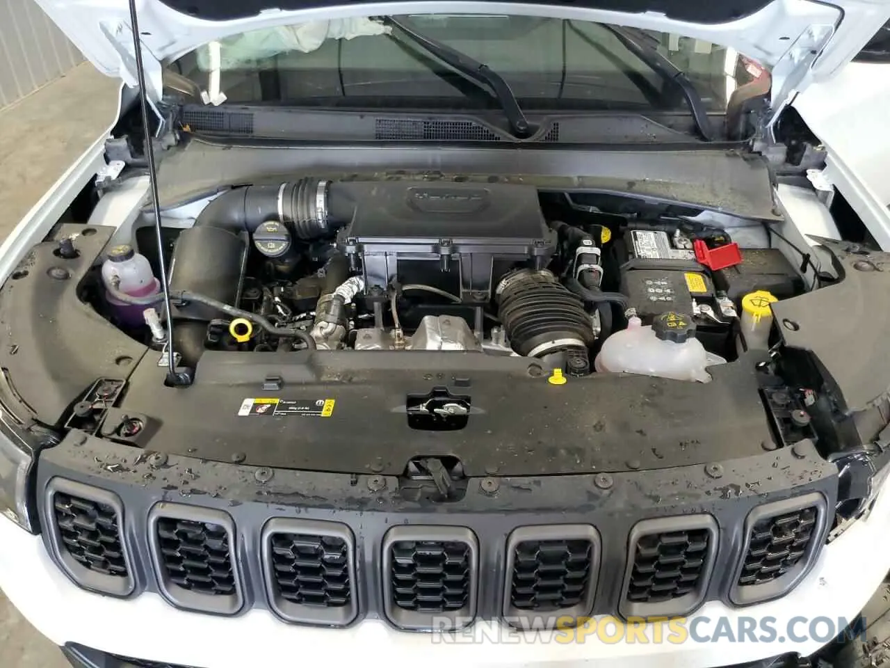 12 fotografías del automóvil dañado 3C4NJDDNXST564549 JEEP COMPASS 2025