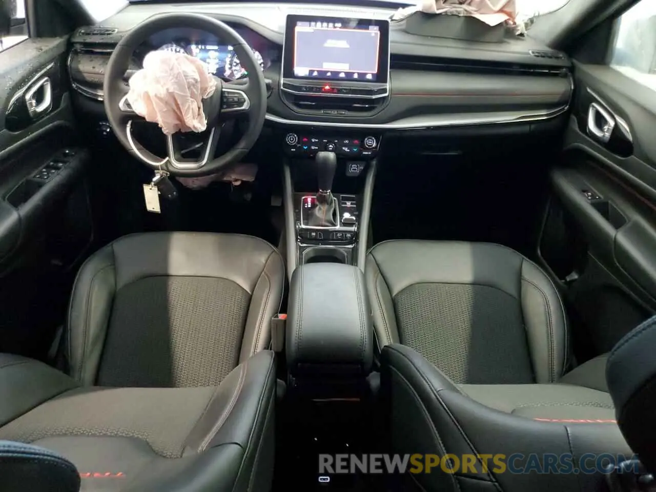 8 fotografías del automóvil dañado 3C4NJDDNXST564549 JEEP COMPASS 2025