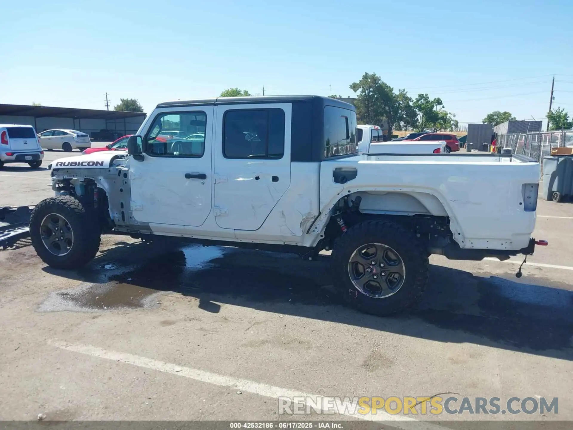 14 fotografías del automóvil dañado 1C6JJTBG9LL213584 JEEP GLADIATOR 2020