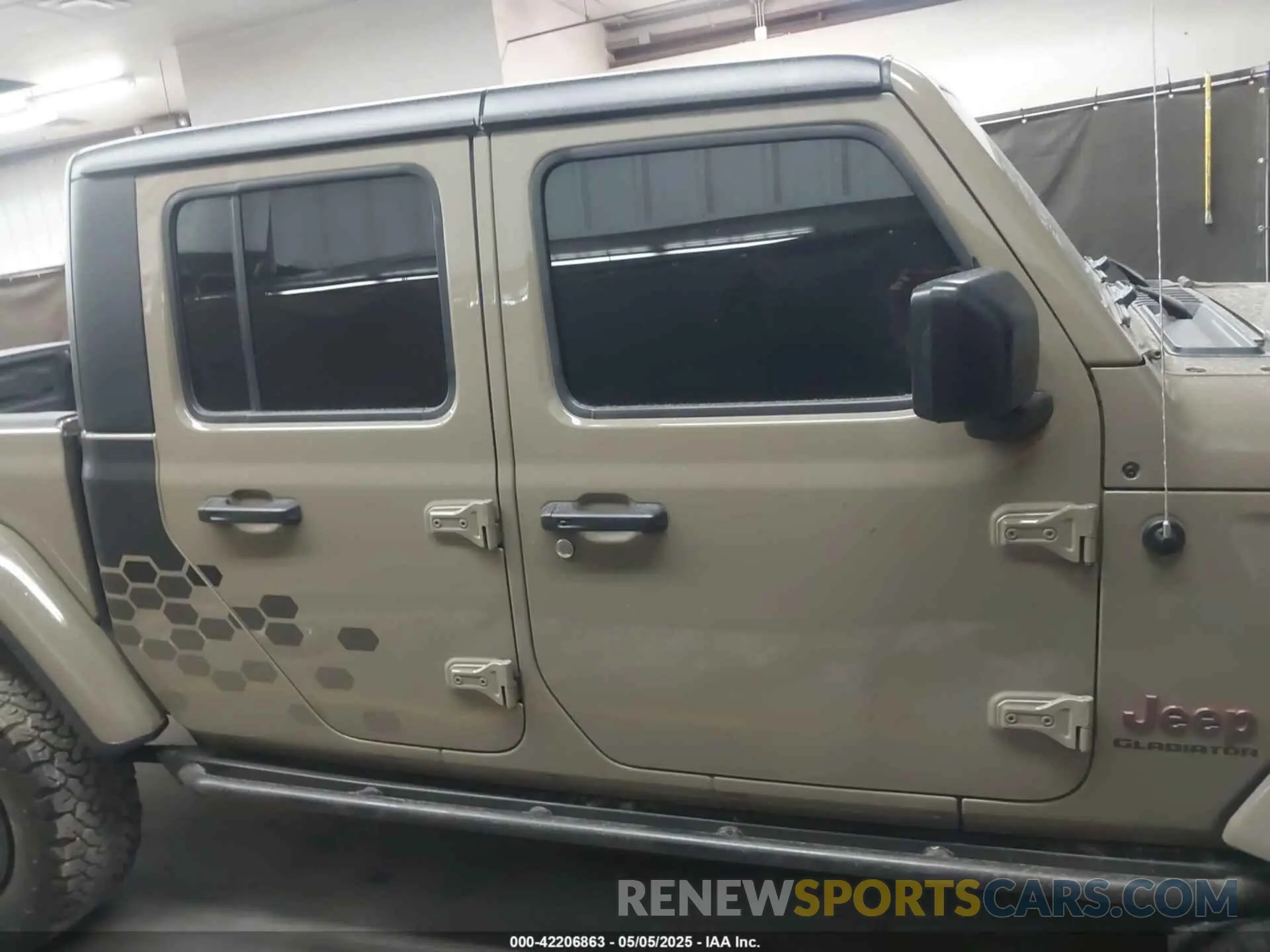 14 fotografías del automóvil dañado 1C6JJTBGXLL178893 JEEP GLADIATOR 2020