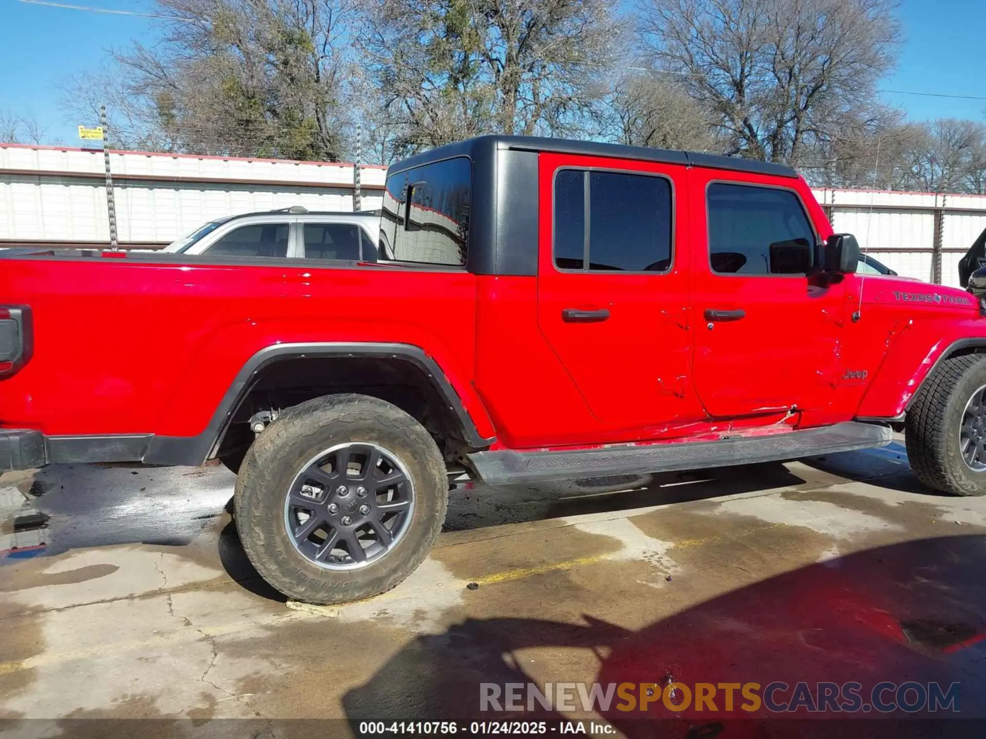 13 fotografías del automóvil dañado 1C6HJTAG7ML609661 JEEP GLADIATOR 2021