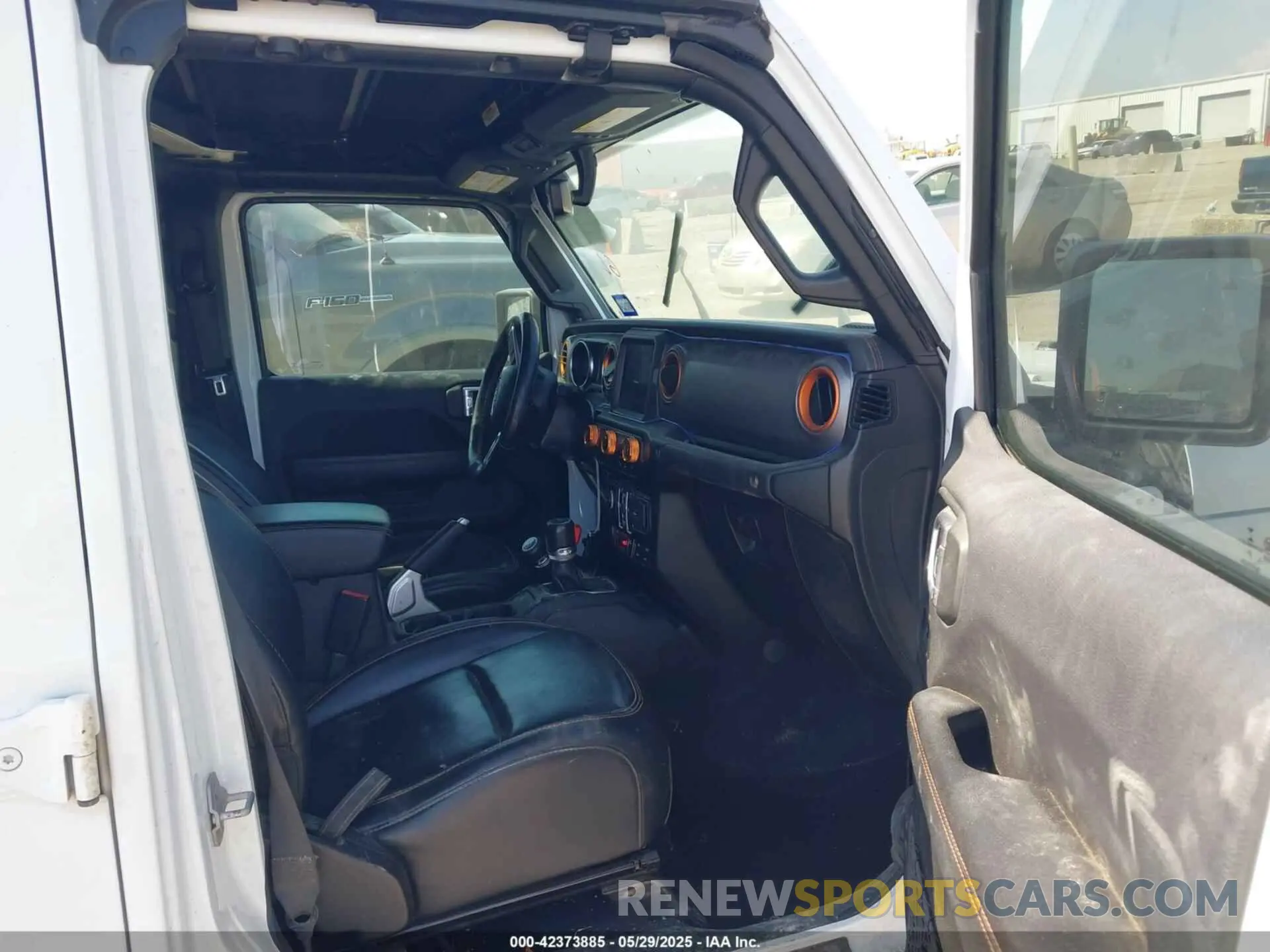 5 fotografías del automóvil dañado 1C6JJTEG1ML531504 JEEP GLADIATOR 2021