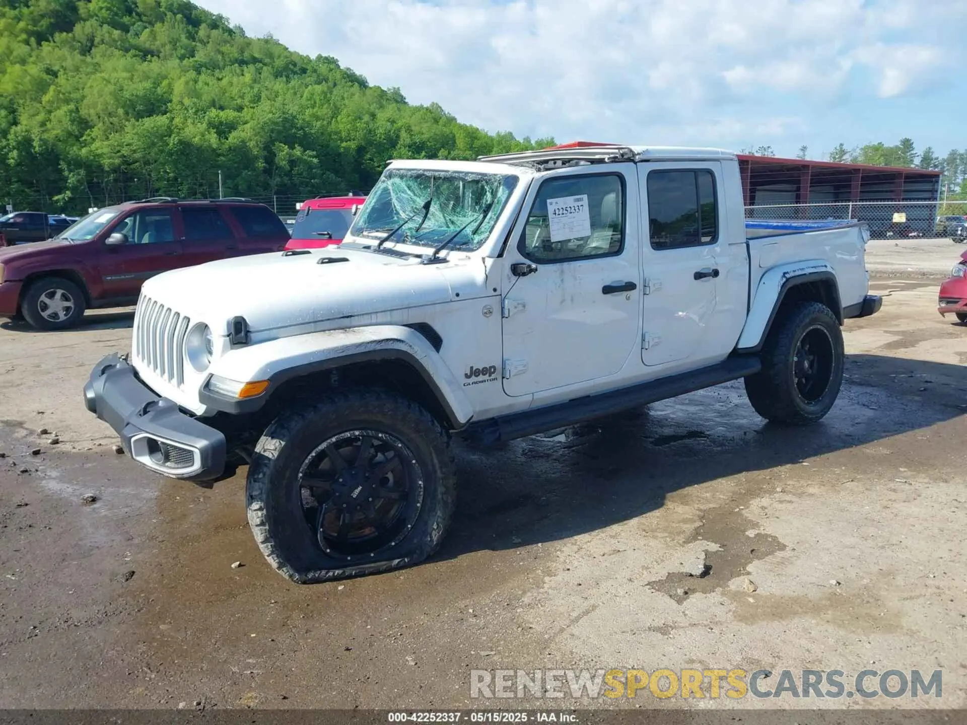 2 fotografías del automóvil dañado 1C6JJTFM0ML522667 JEEP GLADIATOR 2021