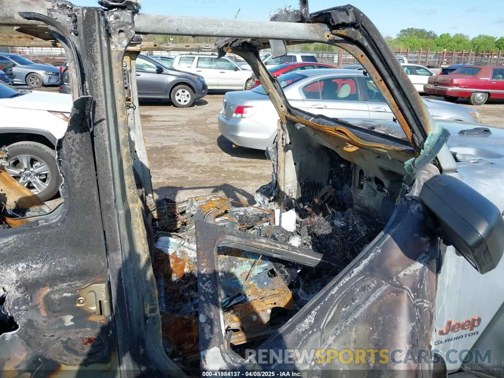 5 fotografías del automóvil dañado 1C6JJTEG0NL118085 JEEP GLADIATOR 2022