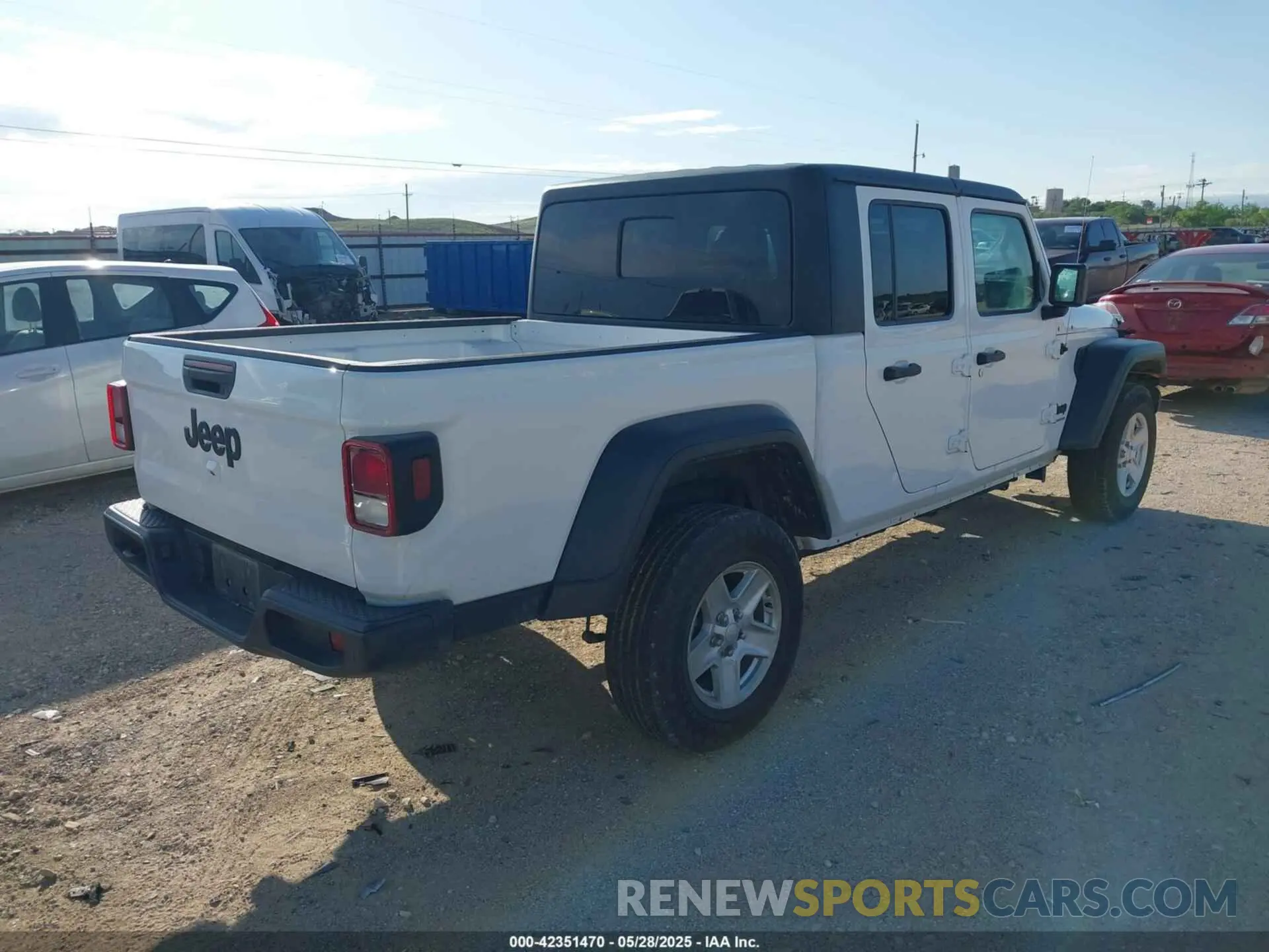 4 fotografías del automóvil dañado 1C6HJTAG0PL533933 JEEP GLADIATOR 2023