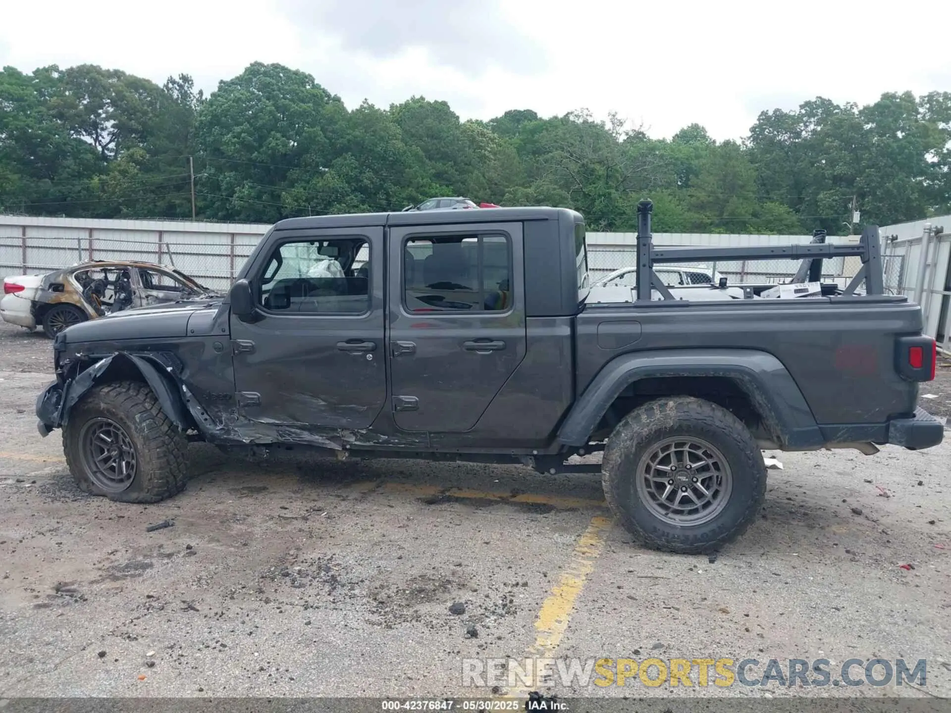 13 fotografías del automóvil dañado 1C6HJTAG2PL506796 JEEP GLADIATOR 2023