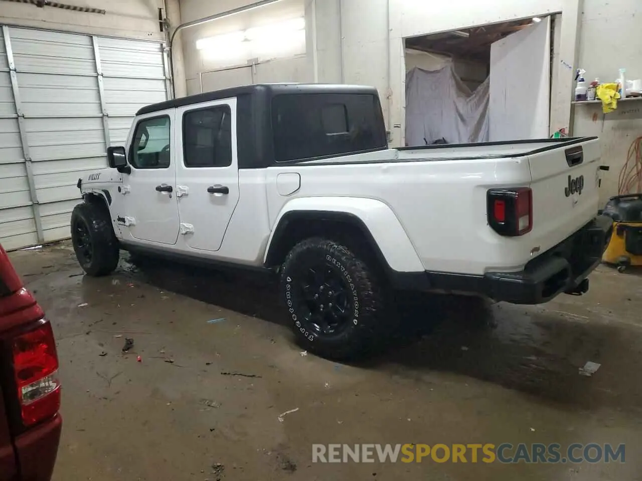 2 fotografías del automóvil dañado 1C6HJTAG5PL571660 JEEP GLADIATOR 2023