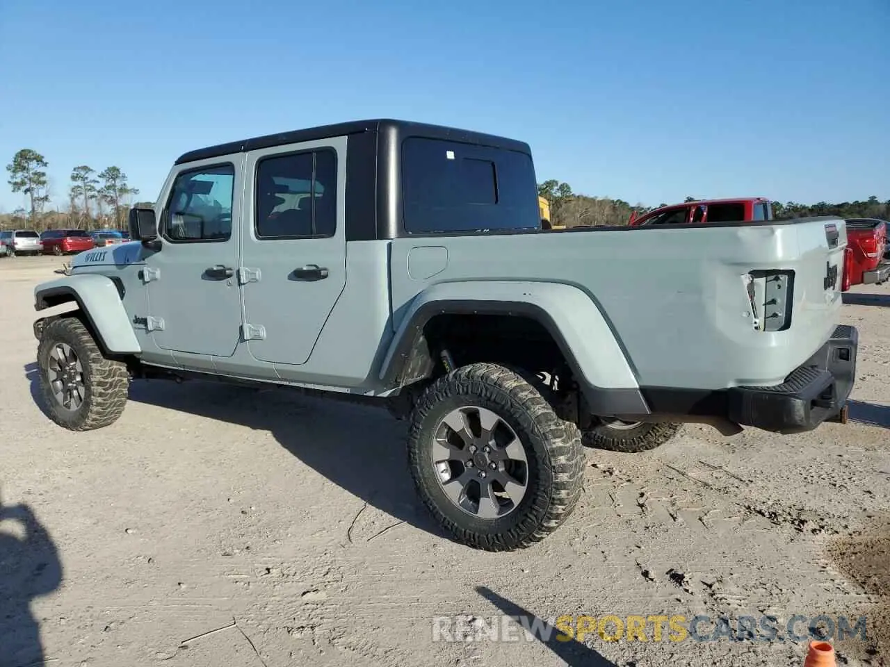 2 fotografías del automóvil dañado 1C6HJTAG8PL548700 JEEP GLADIATOR 2023