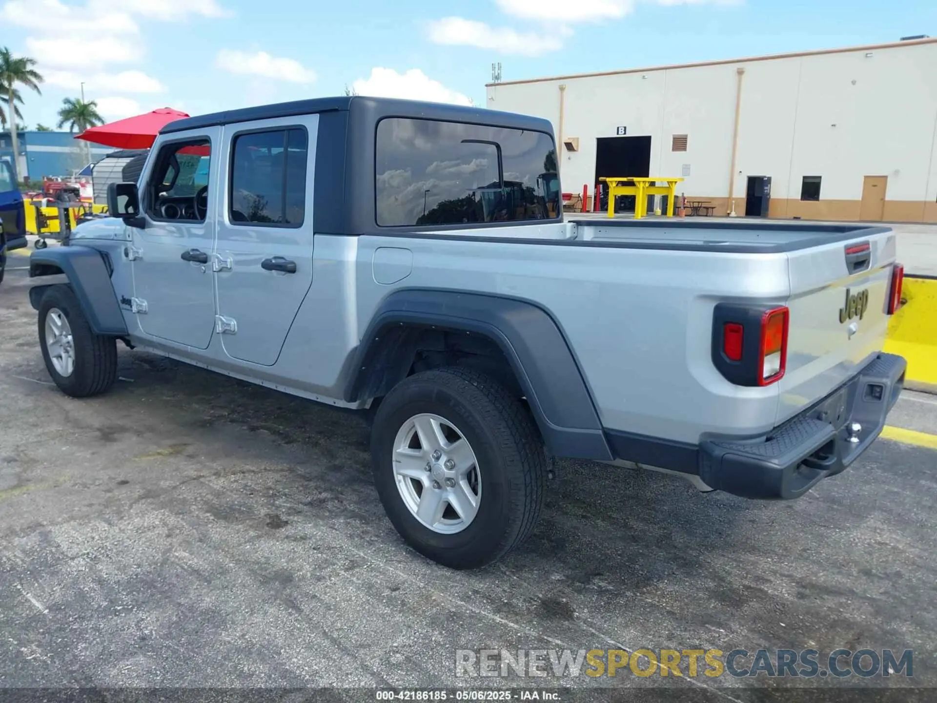 3 fotografías del automóvil dañado 1C6HJTAG9PL522977 JEEP GLADIATOR 2023