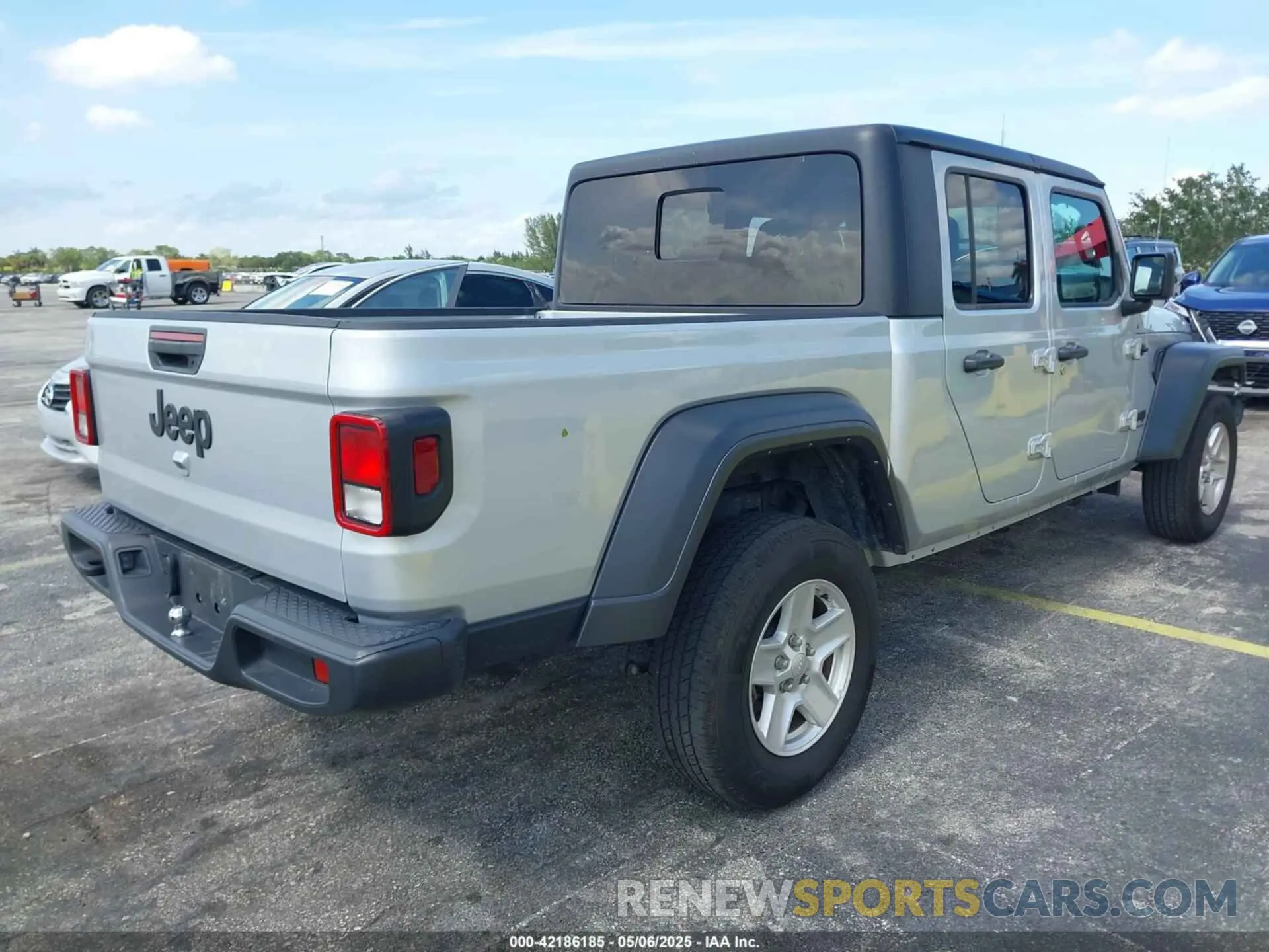 4 fotografías del automóvil dañado 1C6HJTAG9PL522977 JEEP GLADIATOR 2023