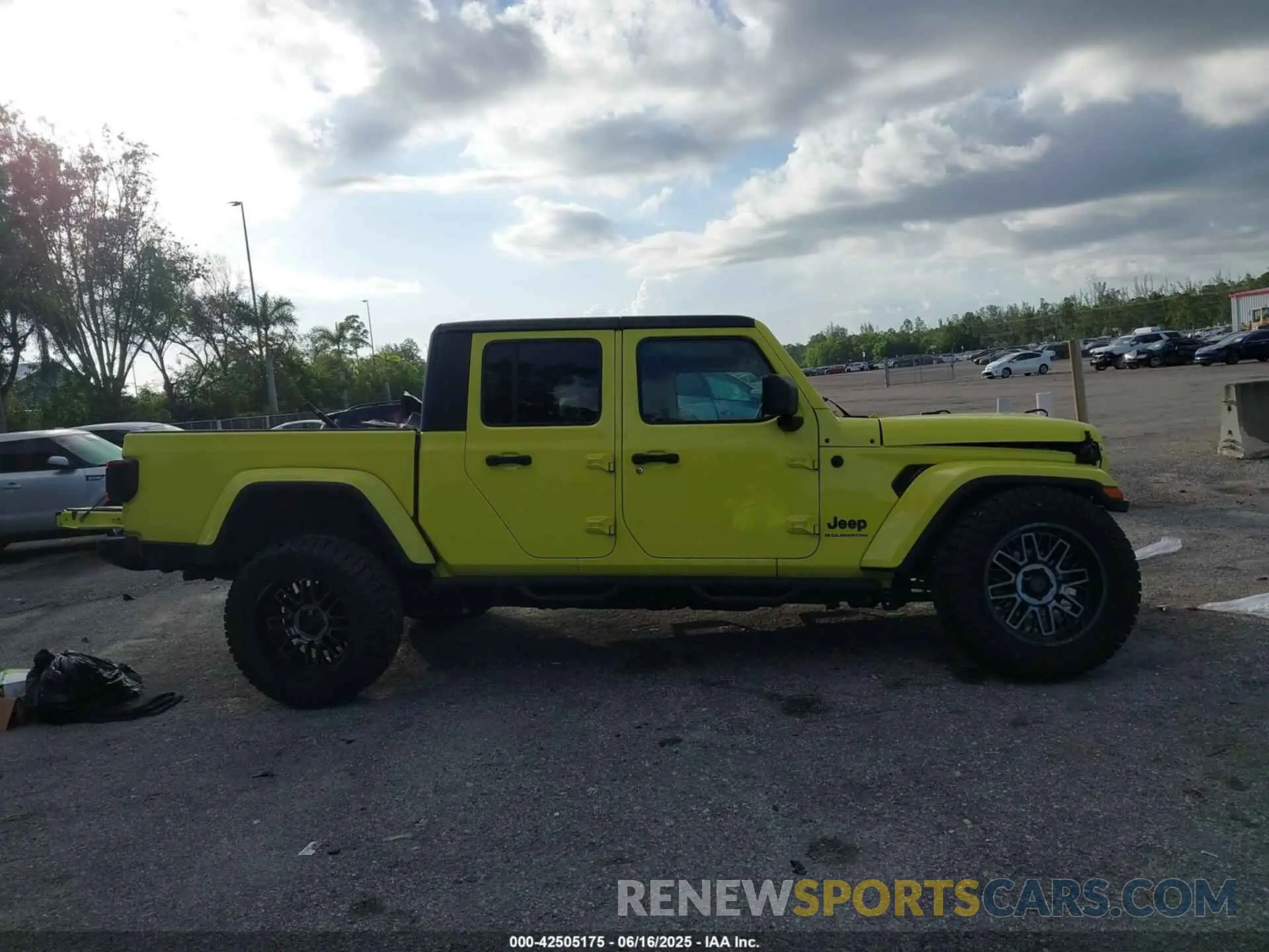 14 fotografías del automóvil dañado 1C6HJTAG9PL561410 JEEP GLADIATOR 2023
