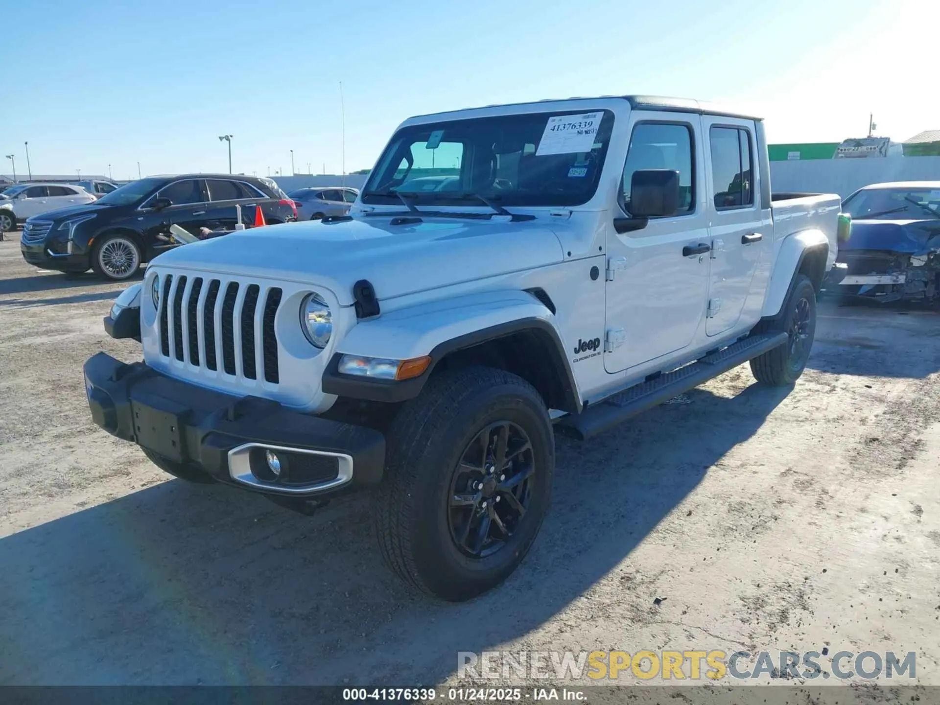 2 fotografías del automóvil dañado 1C6HJTAGXPL528674 JEEP GLADIATOR 2023